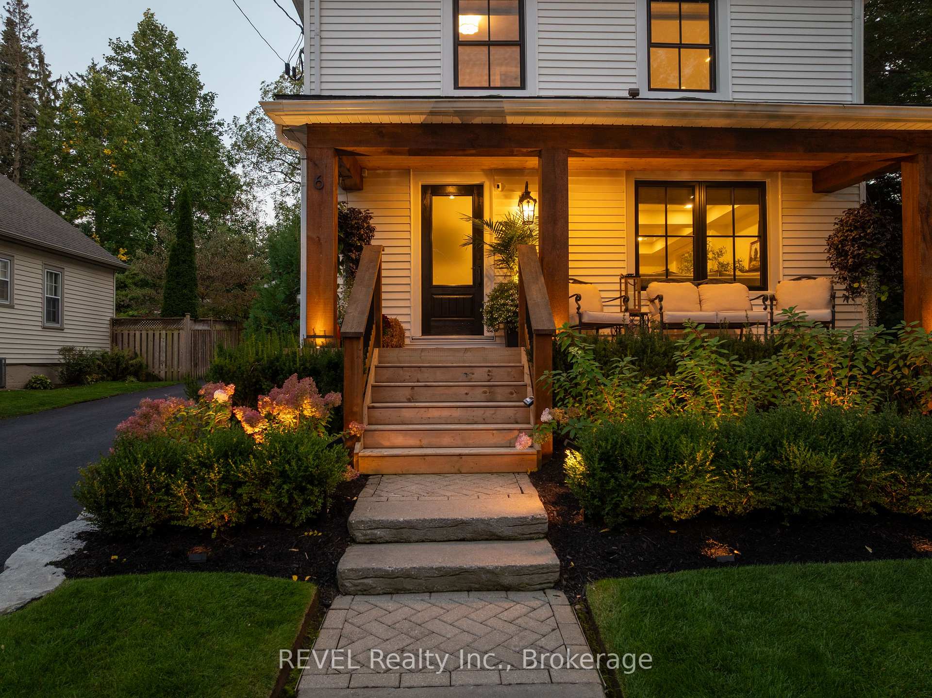 Photo 7 of 6 Elm Avenue, Pelham, Fonthill — HOMEH