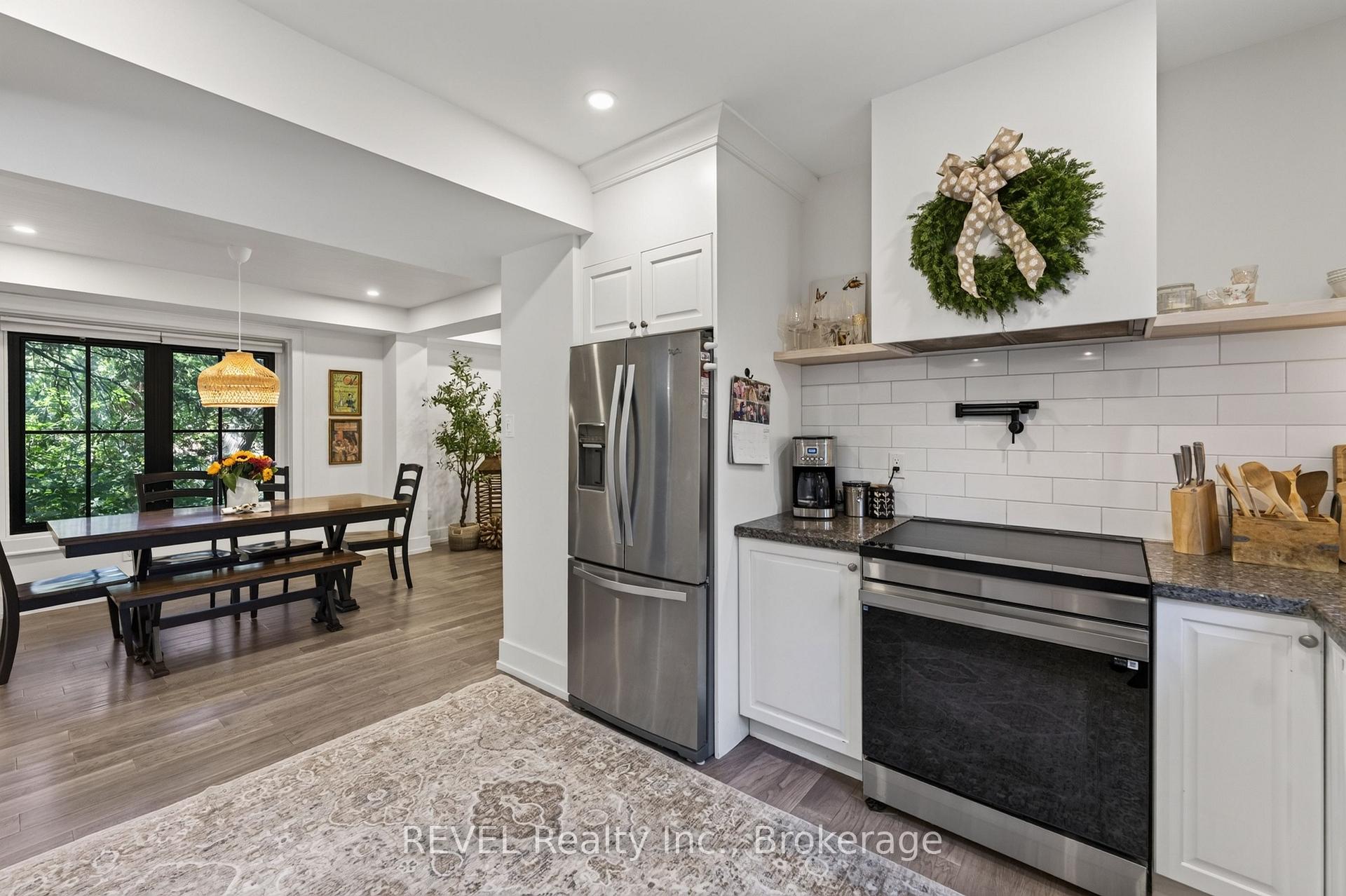 Photo 20 of 6 Elm Avenue, Pelham, Fonthill — HOMEH