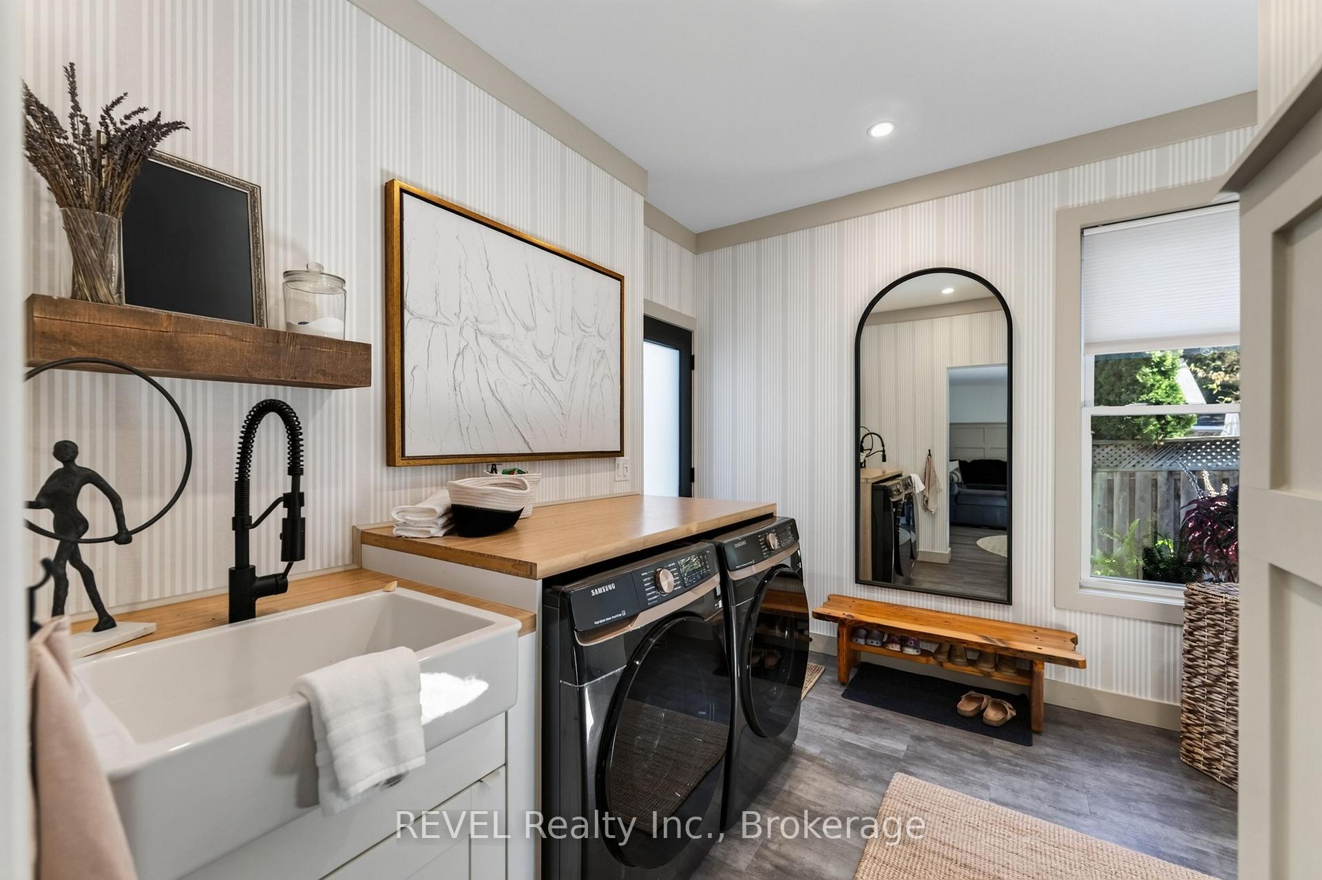 Photo 24 of 6 Elm Avenue, Pelham, Fonthill — HOMEH