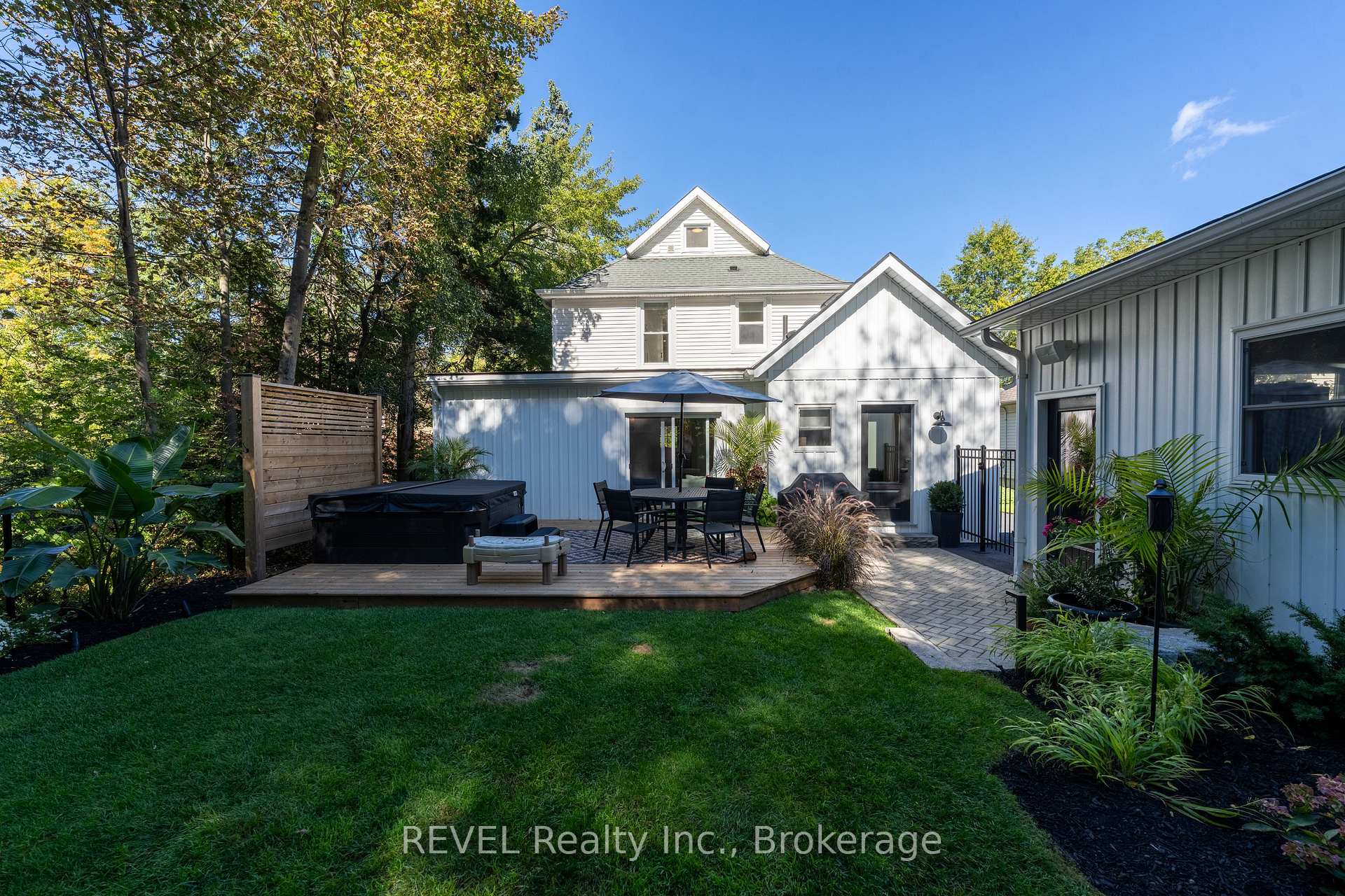 Photo 43 of 6 Elm Avenue, Pelham, Fonthill — HOMEH