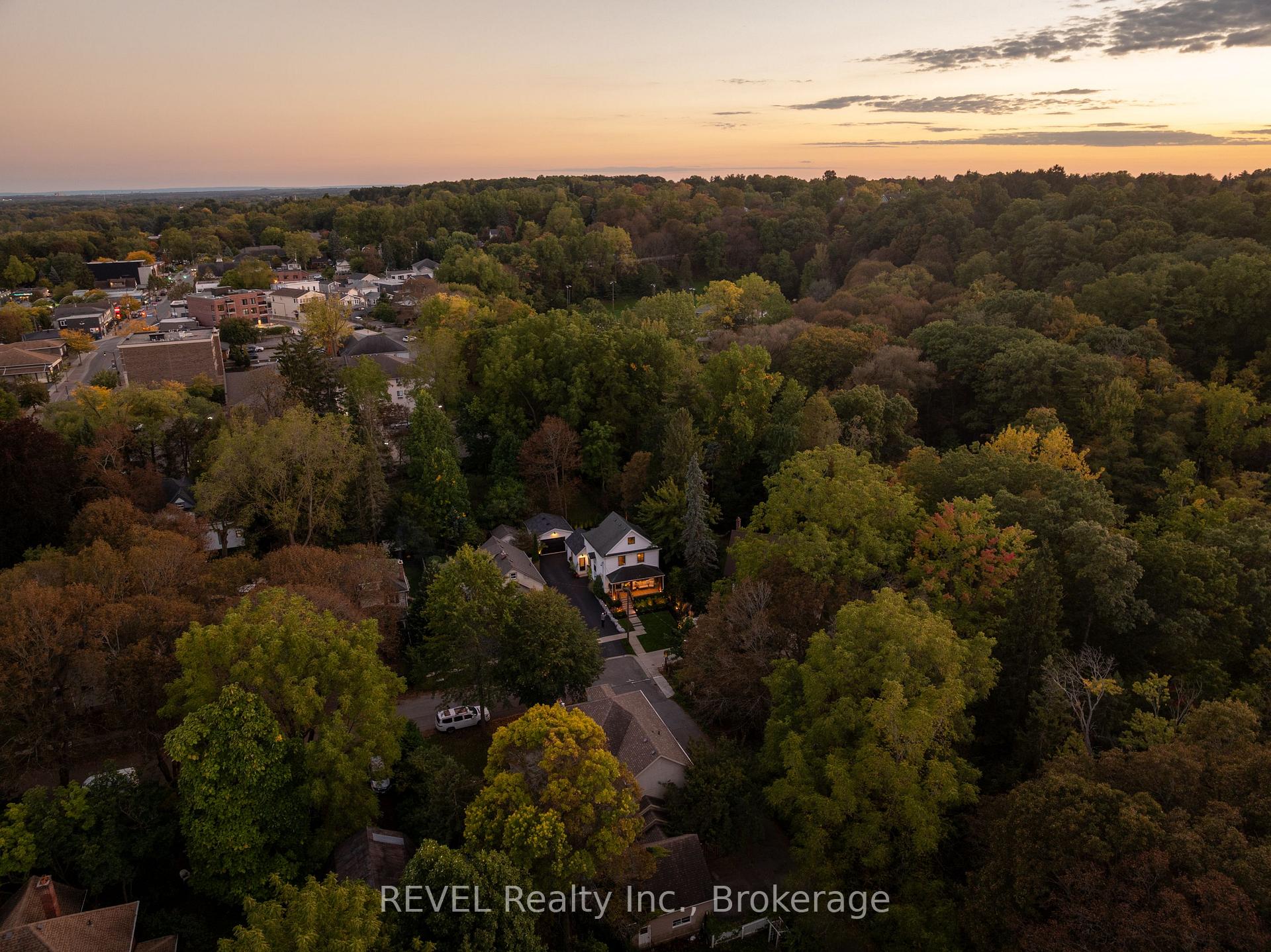 Photo 49 of 6 Elm Avenue, Pelham, Fonthill — HOMEH