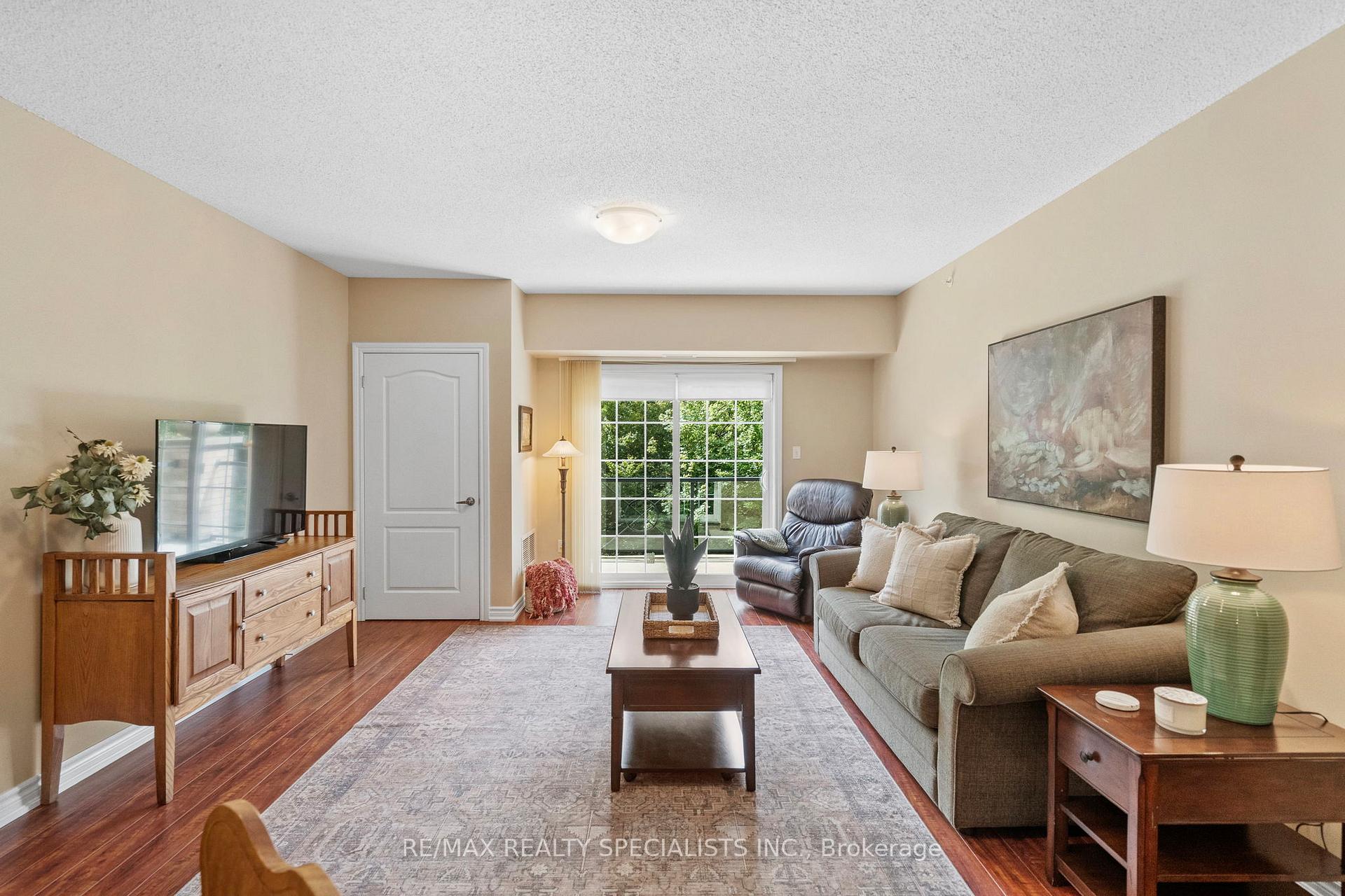 Photo 9 of Unit 408, 41 Ferndale Drive S, Barrie, Ardagh — HOMEH