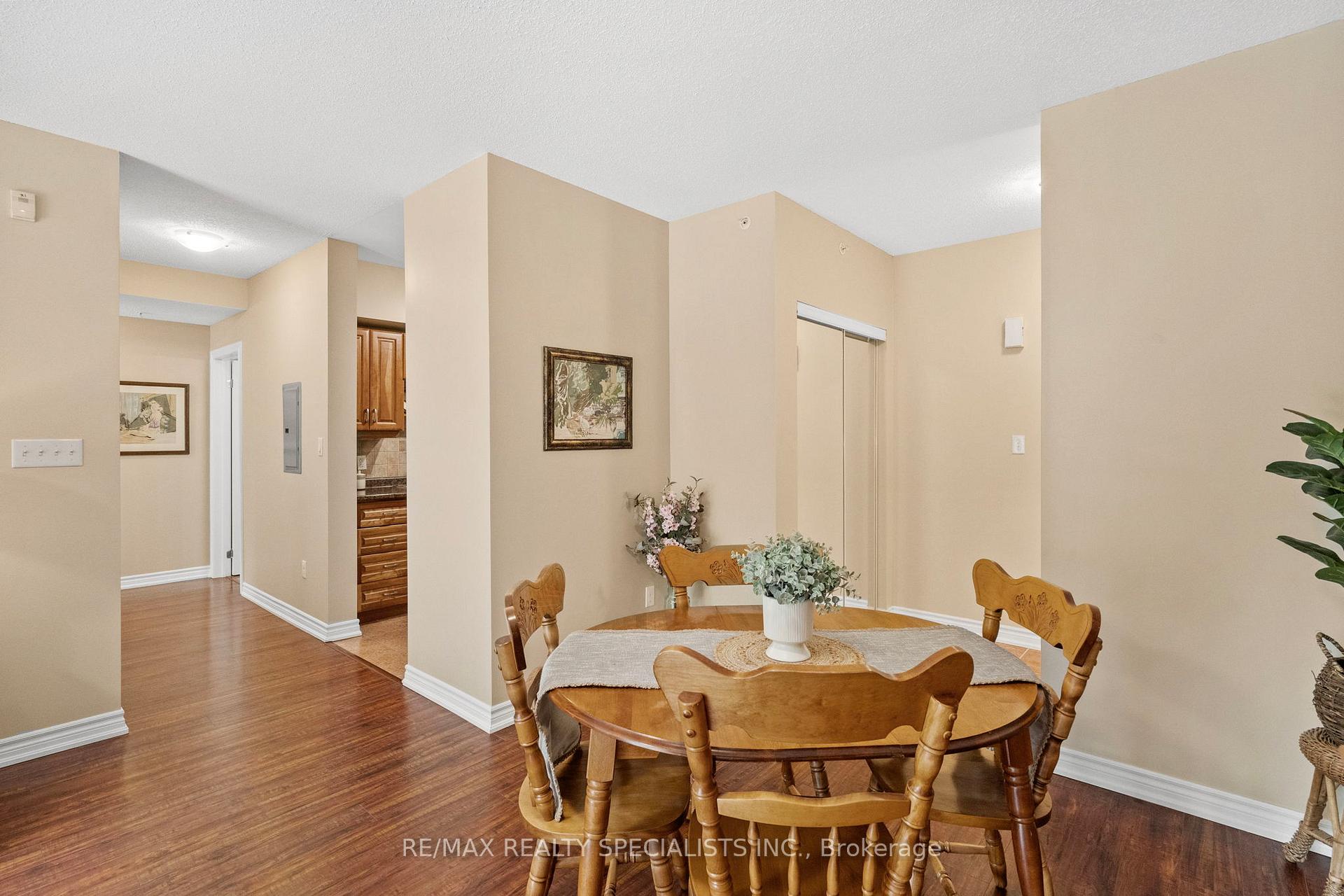 Photo 14 of Unit 408, 41 Ferndale Drive S, Barrie, Ardagh — HOMEH
