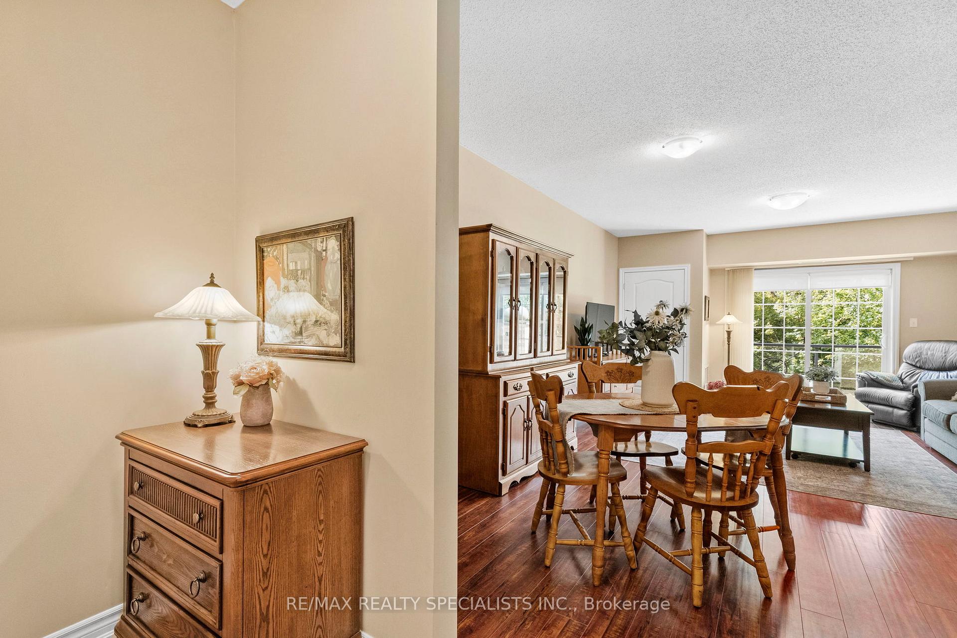 Photo 16 of Unit 408, 41 Ferndale Drive S, Barrie, Ardagh — HOMEH