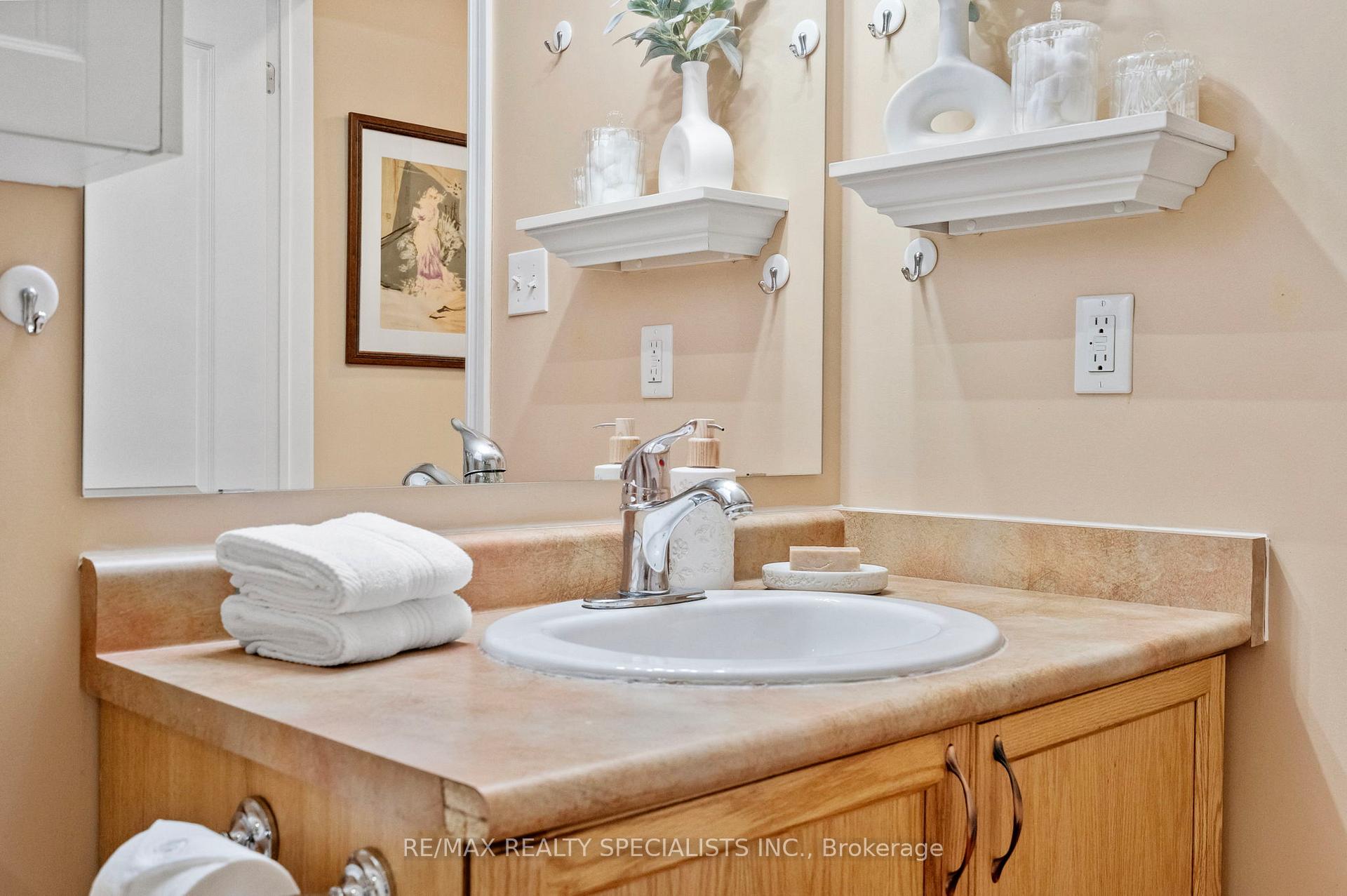 Photo 29 of Unit 408, 41 Ferndale Drive S, Barrie, Ardagh — HOMEH