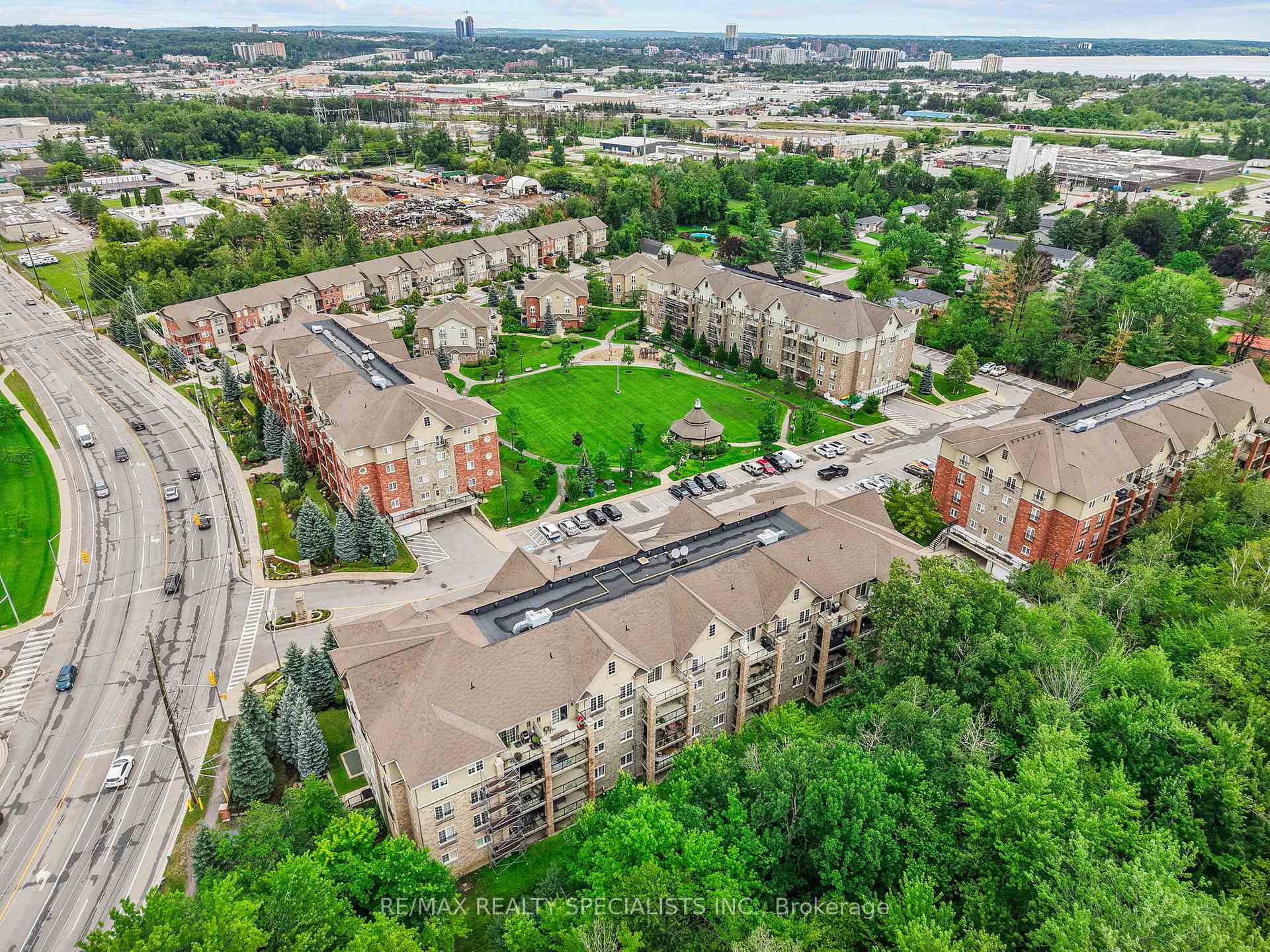 Photo 39 of Unit 408, 41 Ferndale Drive S, Barrie, Ardagh — HOMEH