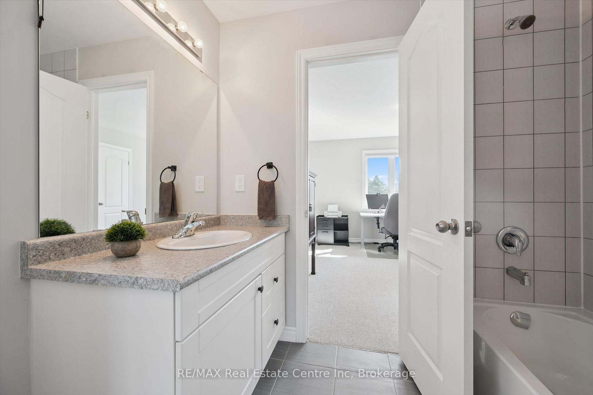 Photo 27 of 106 Ryan Street, Centre Wellington, Fergus — HOMEH