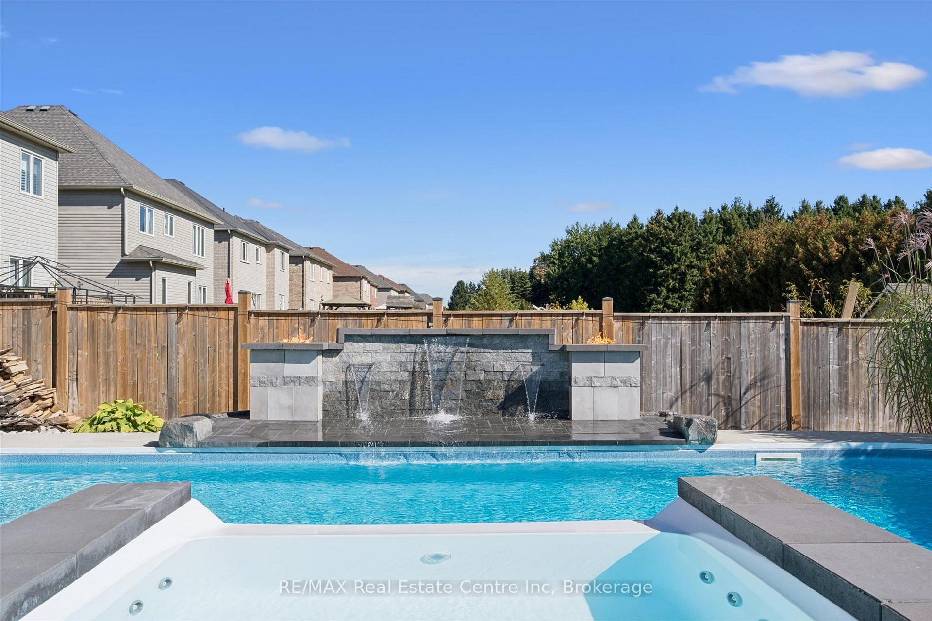 Photo 34 of 106 Ryan Street, Centre Wellington, Fergus — HOMEH