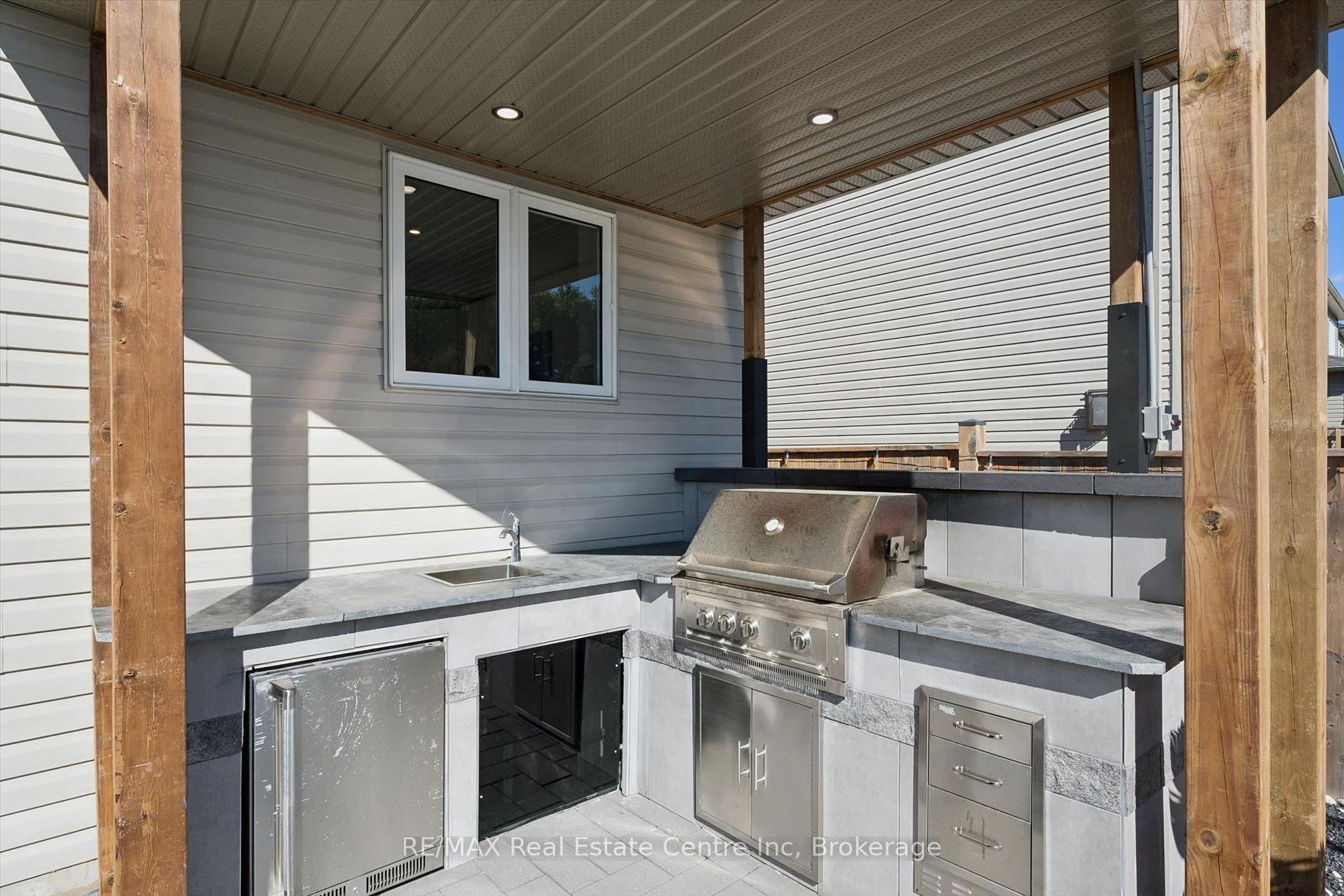 Photo 40 of 106 Ryan Street, Centre Wellington, Fergus — HOMEH