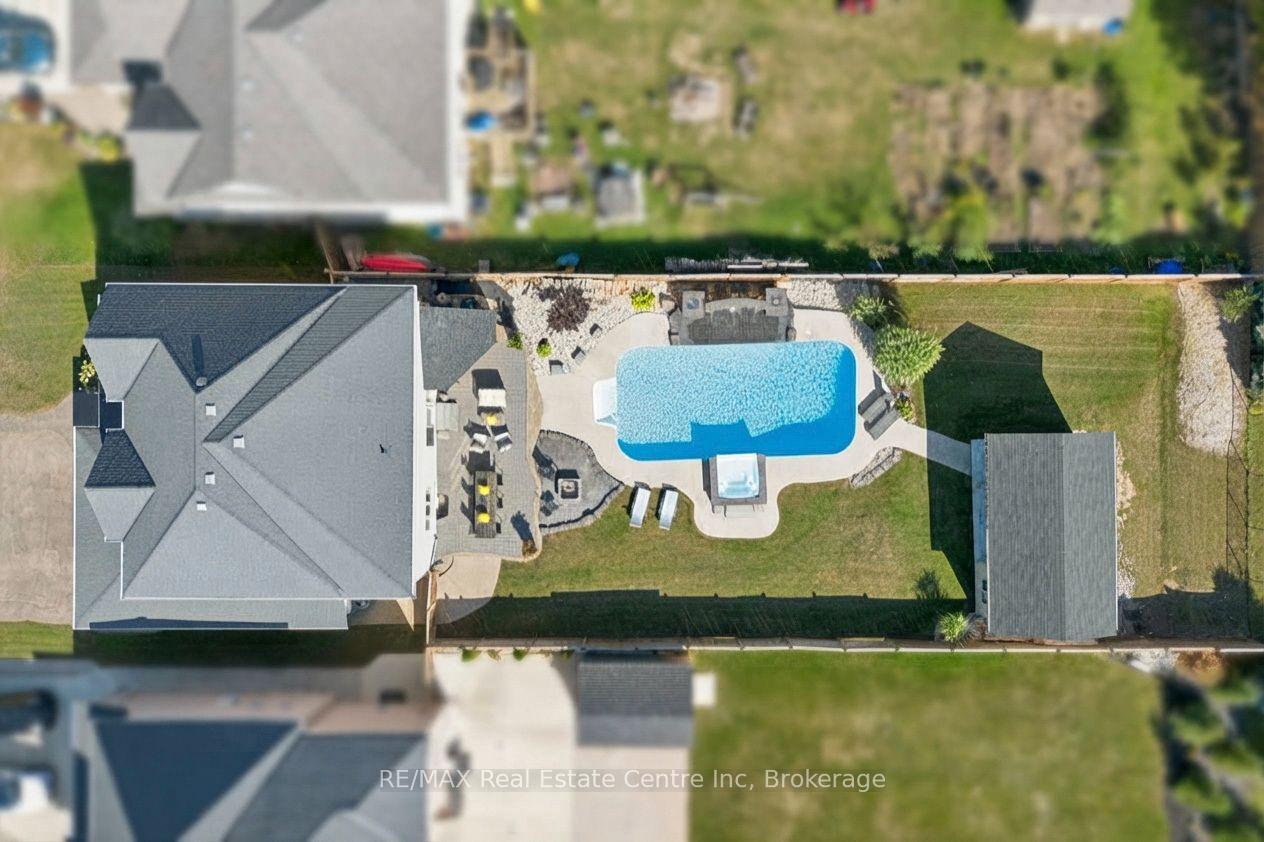 Photo 47 of 106 Ryan Street, Centre Wellington, Fergus — HOMEH