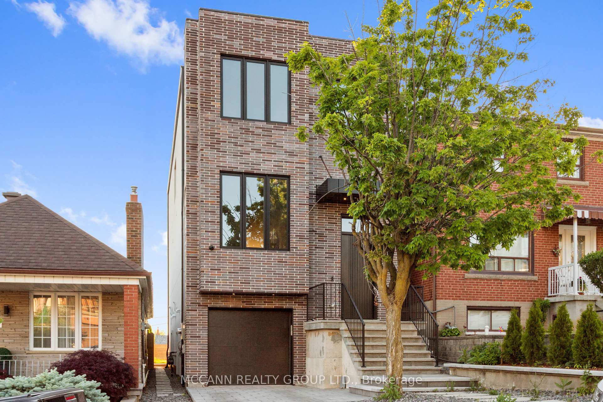 Photo 2 of 526 Westmount Avenue, Toronto, Oakwood Village — HOMEH