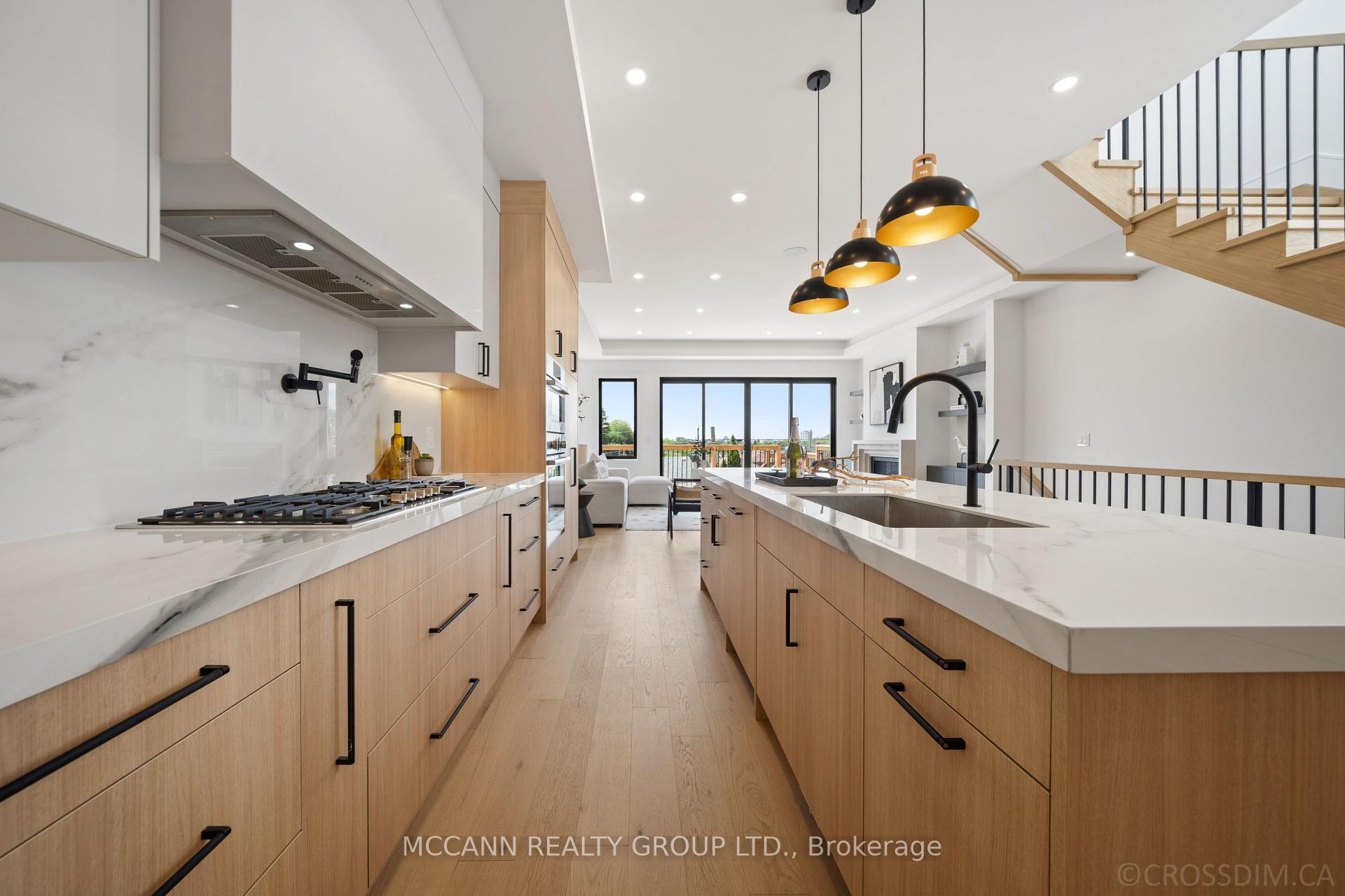 Photo 17 of 526 Westmount Avenue, Toronto, Oakwood Village — HOMEH