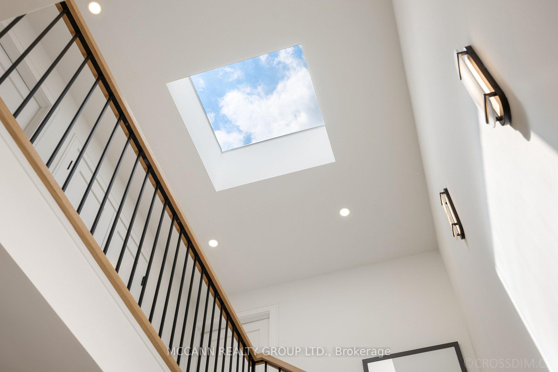 Photo 19 of 526 Westmount Avenue, Toronto, Oakwood Village — HOMEH