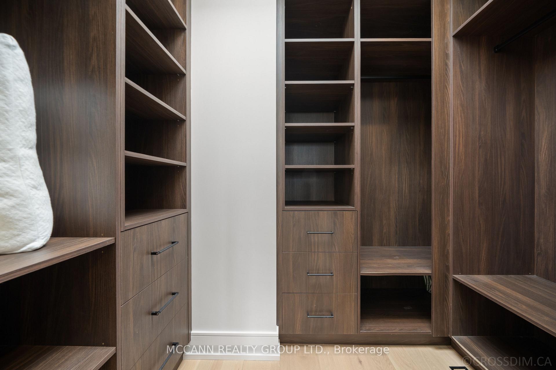 Photo 25 of 526 Westmount Avenue, Toronto, Oakwood Village — HOMEH