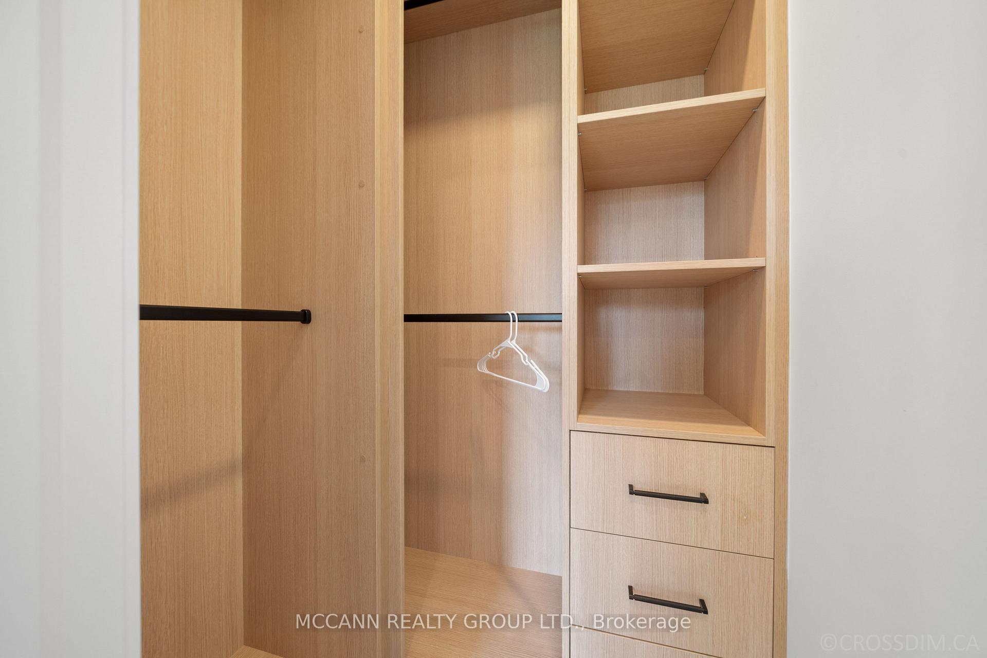 Photo 28 of 526 Westmount Avenue, Toronto, Oakwood Village — HOMEH