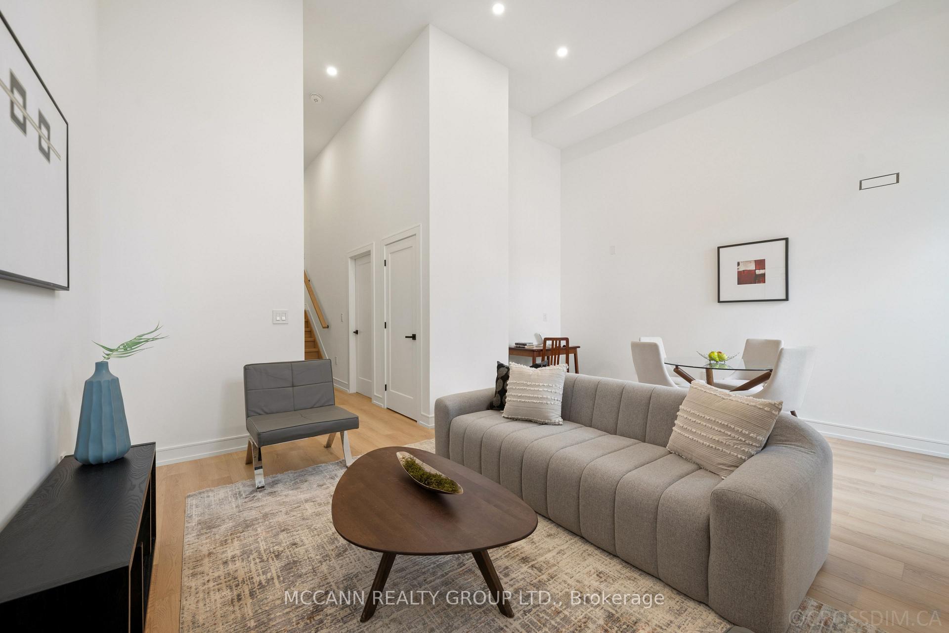 Photo 39 of 526 Westmount Avenue, Toronto, Oakwood Village — HOMEH