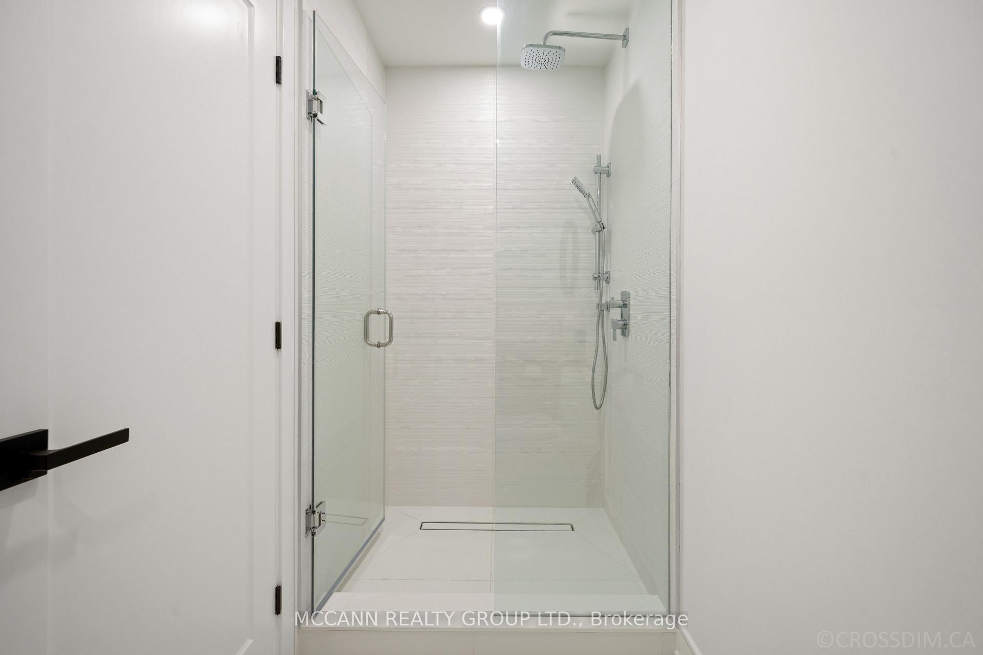 Photo 44 of 526 Westmount Avenue, Toronto, Oakwood Village — HOMEH