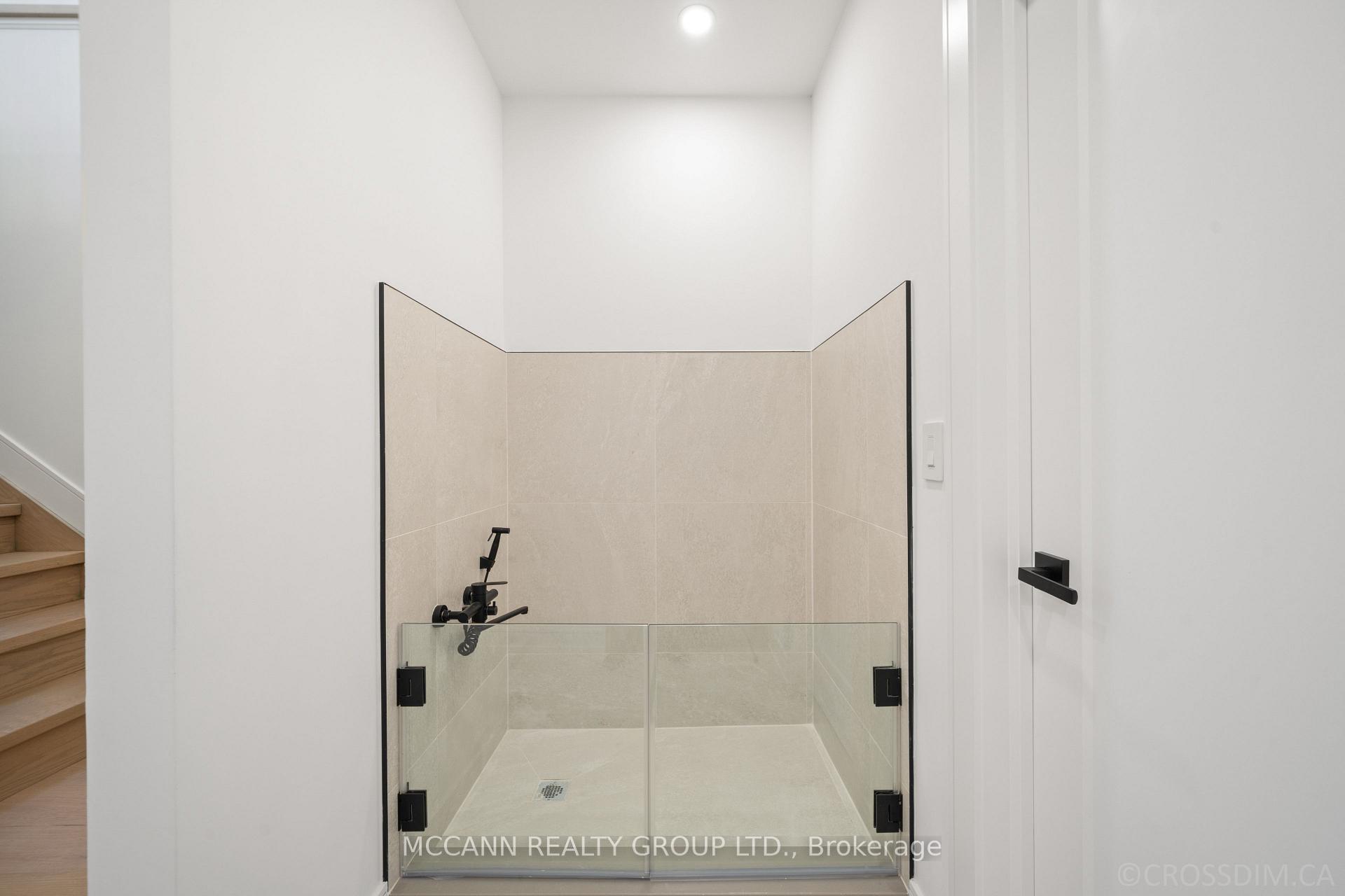 Photo 45 of 526 Westmount Avenue, Toronto, Oakwood Village — HOMEH