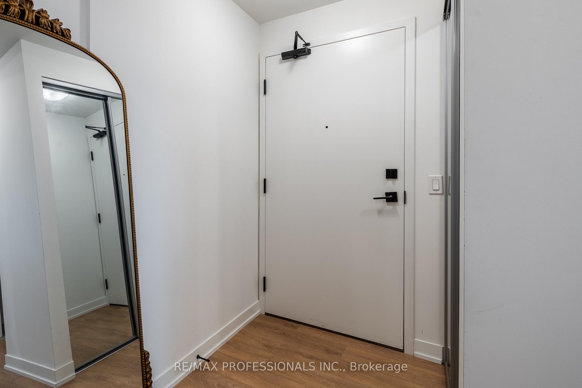 Photo 4 of Unit 1421, 10 Abeja Street, Vaughan, Concord — HOMEH
