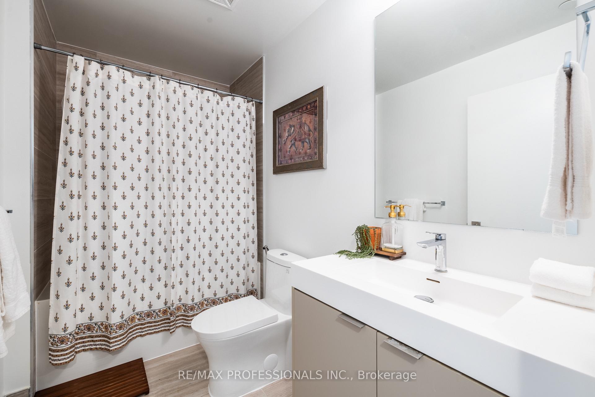 Photo 11 of Unit 1421, 10 Abeja Street, Vaughan, Concord — HOMEH