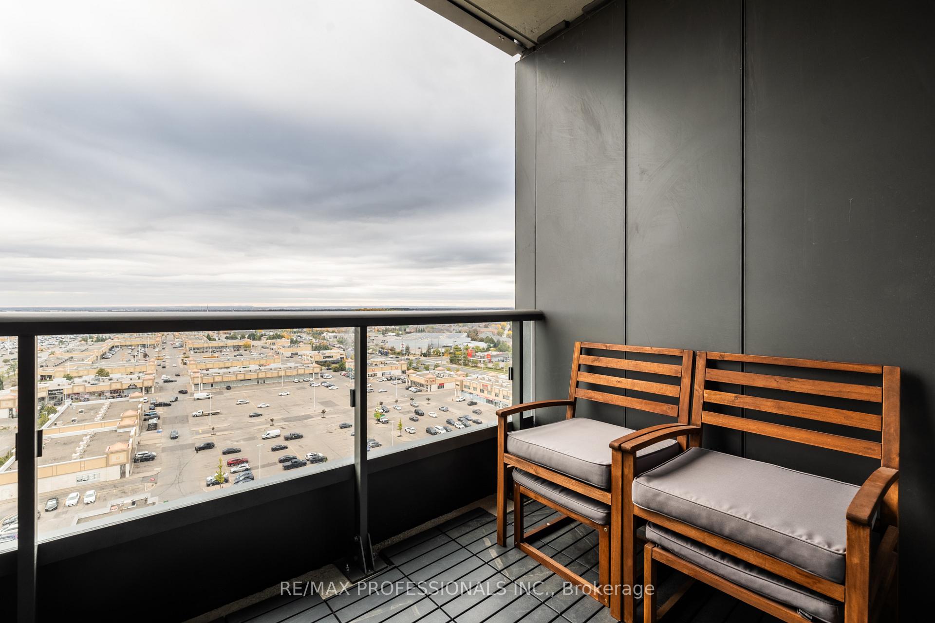 Photo 20 of Unit 1421, 10 Abeja Street, Vaughan, Concord — HOMEH