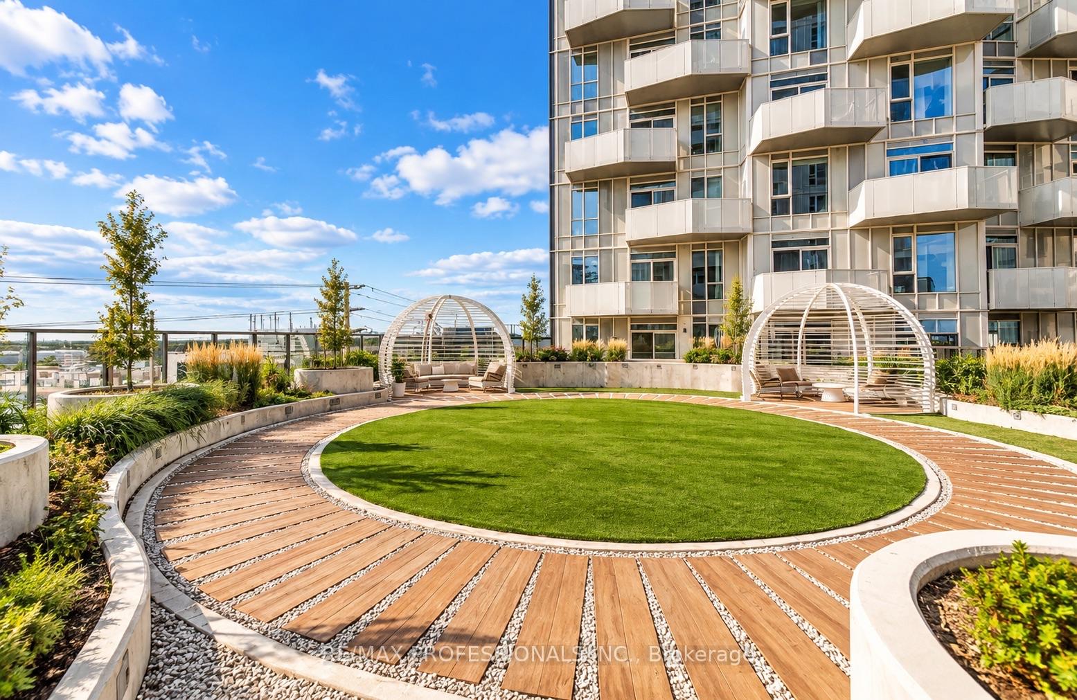 Photo 32 of Unit 1421, 10 Abeja Street, Vaughan, Concord — HOMEH
