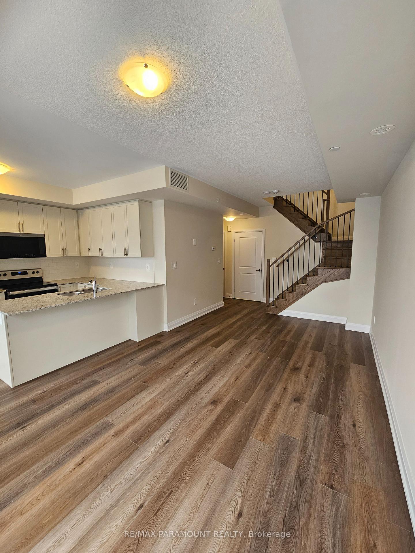 Photo 8 of Unit 117, 1581 Rose Way, Milton, Cobban — HOMEH
