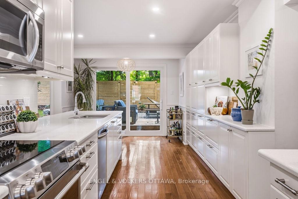 Photo 15 of 694 Island Park Drive, Ottawa, Westboro/Hampton Park — HOMEH