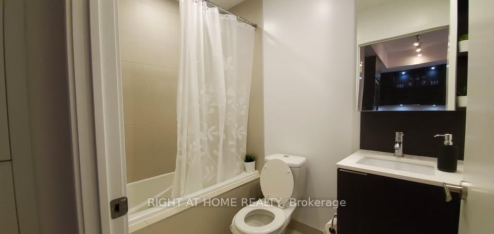 Photo 12 of Unit 2003, 55 Regent Park Boulevard, Toronto, Regent Park — HOMEH