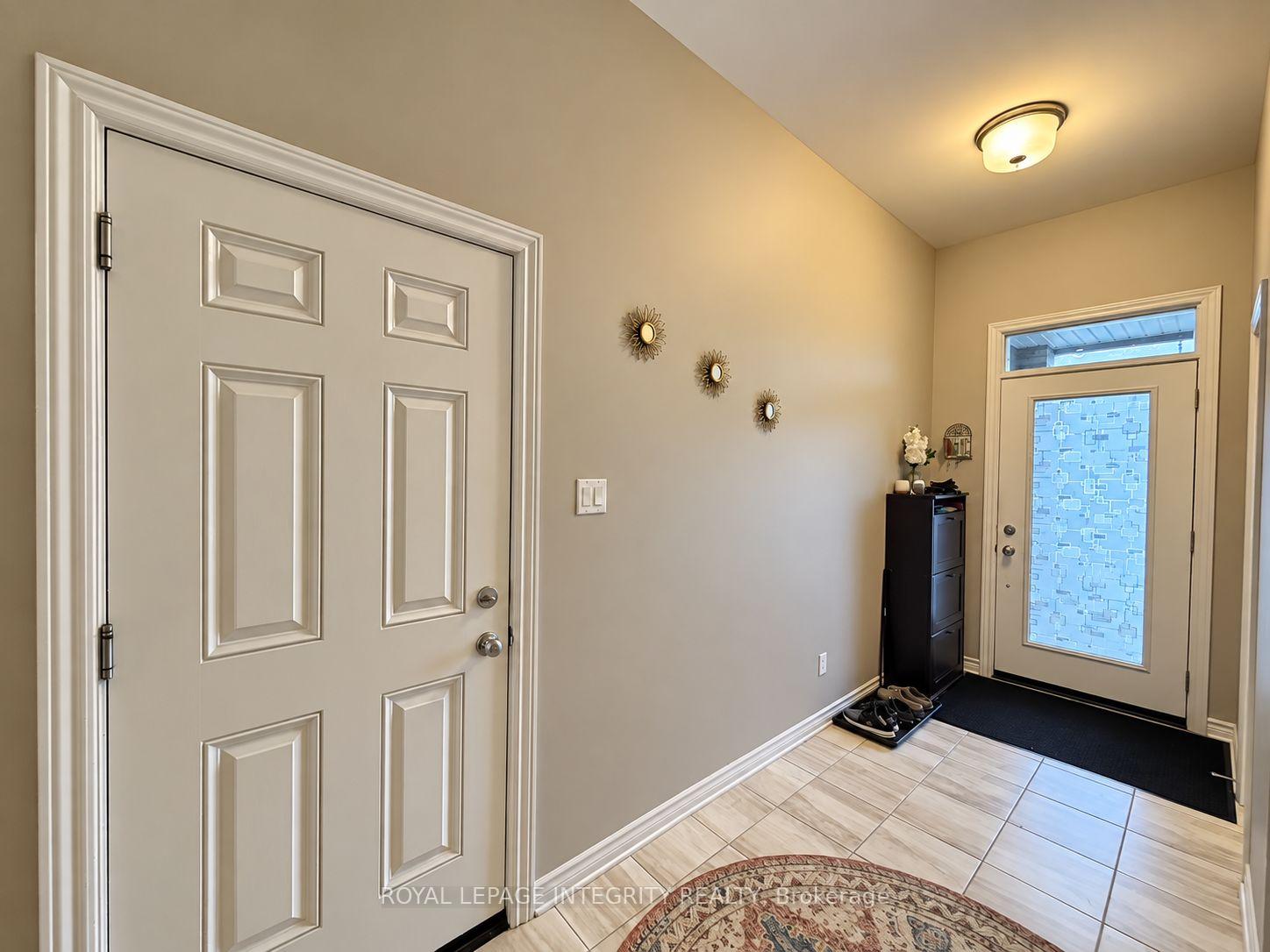 Photo 5 of 383 Warmstone Drive, Ottawa, Stittsville (North) — HOMEH
