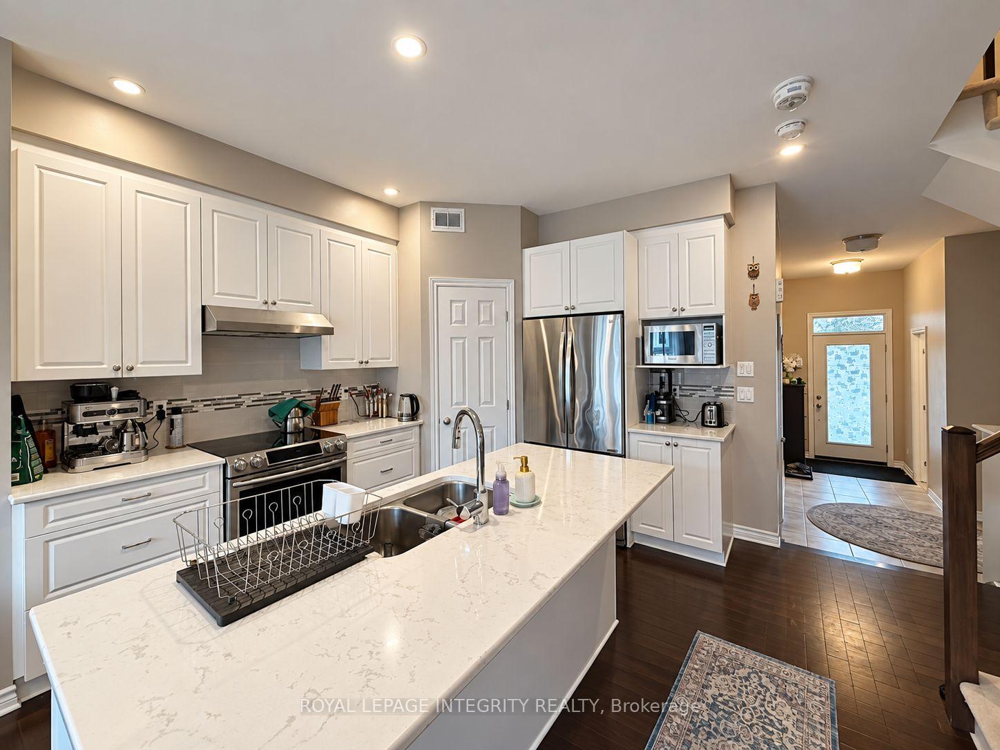 Photo 8 of 383 Warmstone Drive, Ottawa, Stittsville (North) — HOMEH