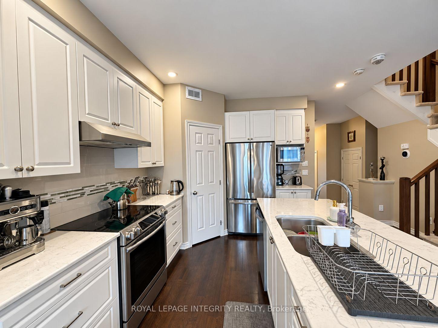 Photo 10 of 383 Warmstone Drive, Ottawa, Stittsville (North) — HOMEH
