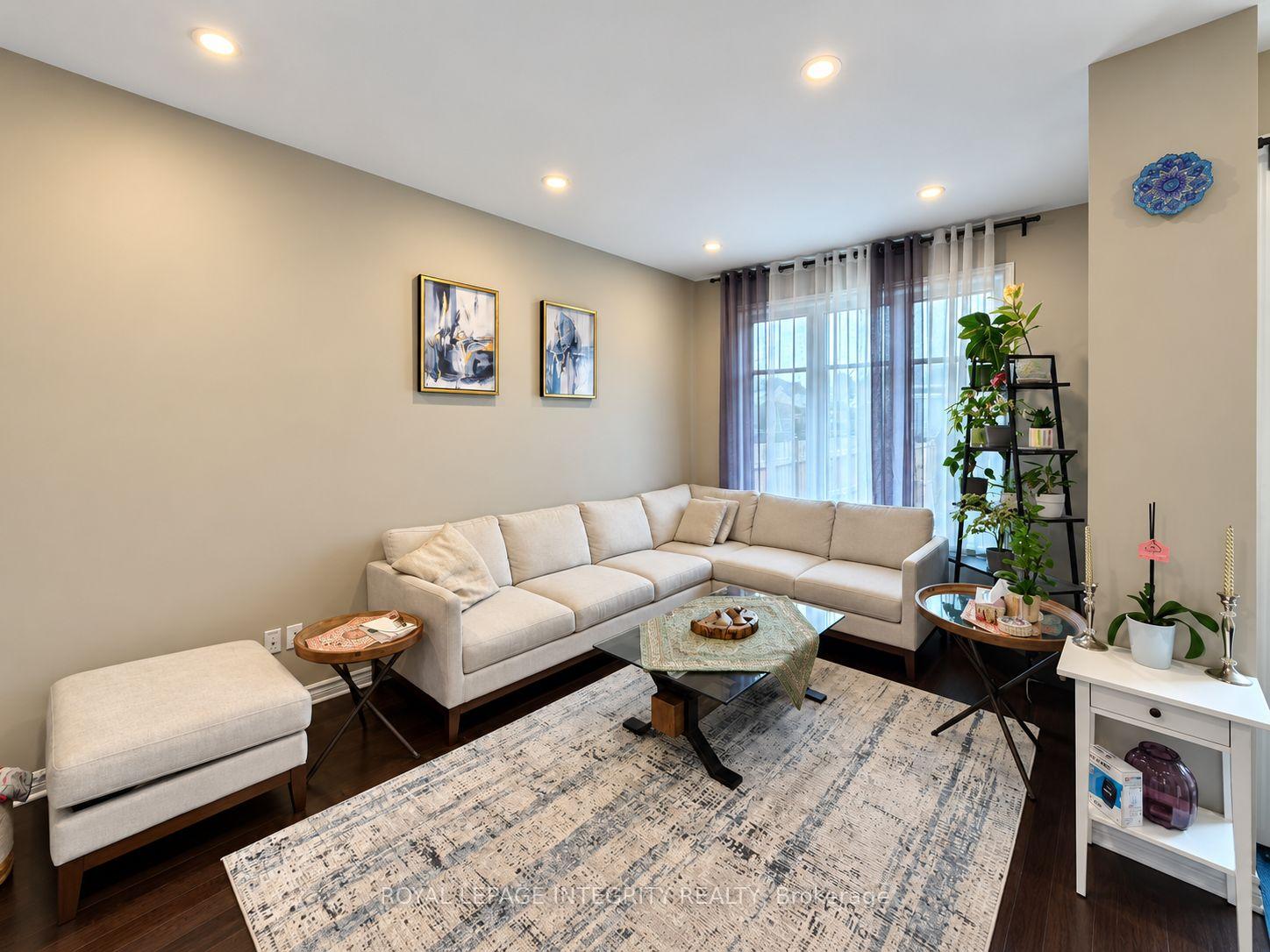 Photo 11 of 383 Warmstone Drive, Ottawa, Stittsville (North) — HOMEH