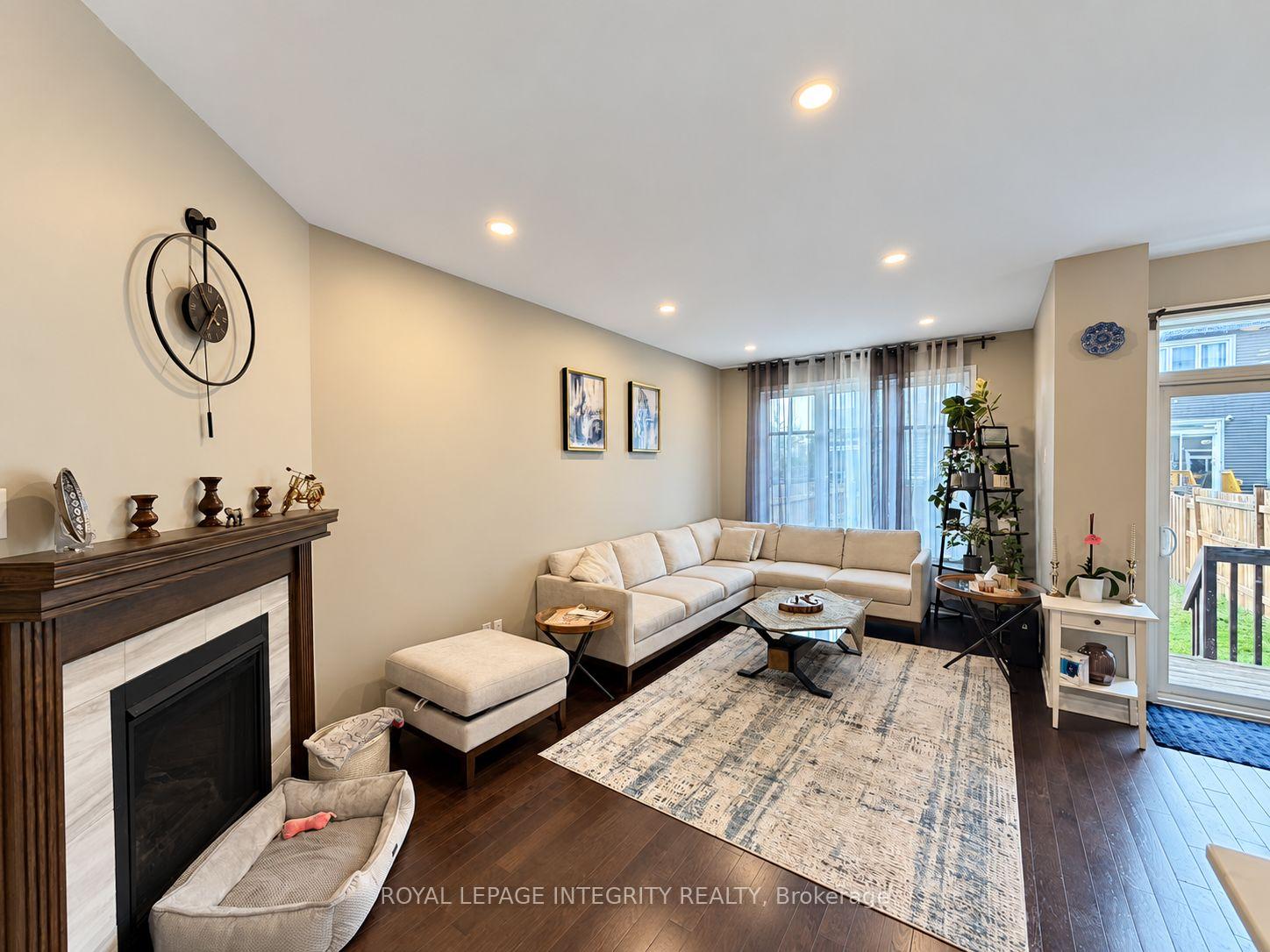 Photo 13 of 383 Warmstone Drive, Ottawa, Stittsville (North) — HOMEH