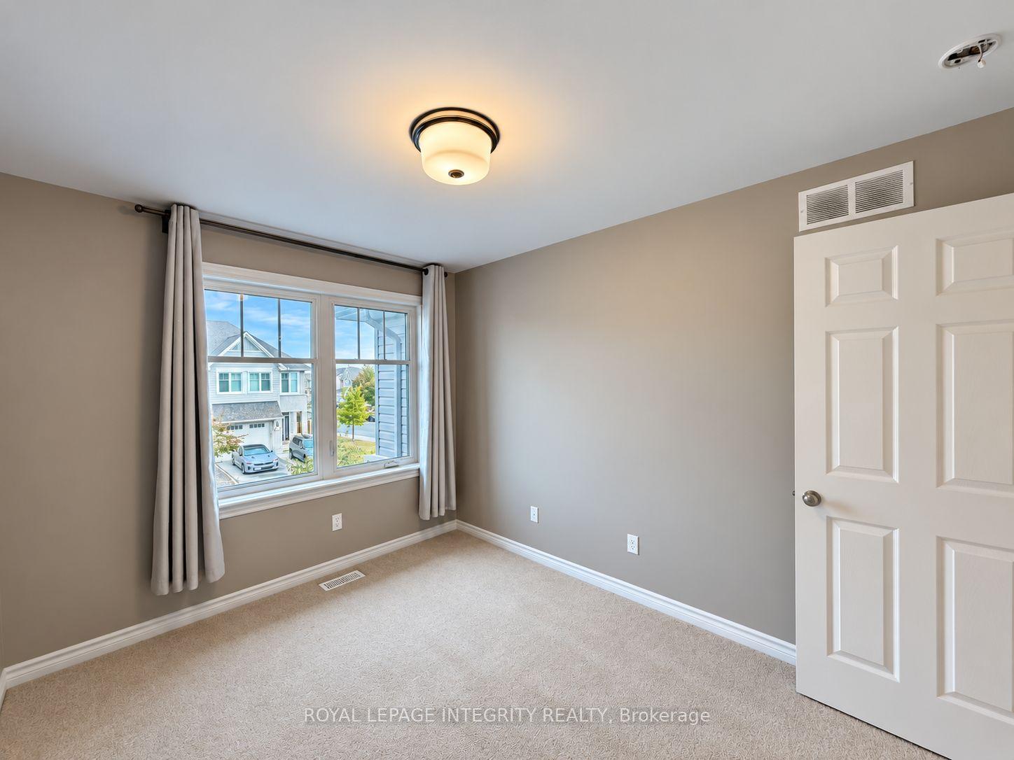 Photo 24 of 383 Warmstone Drive, Ottawa, Stittsville (North) — HOMEH
