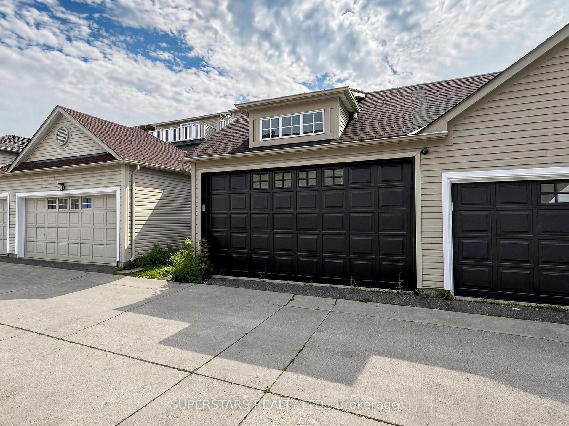 Photo 2 of 14 Bowsfield Road, North York, York University Heights — HOMEH