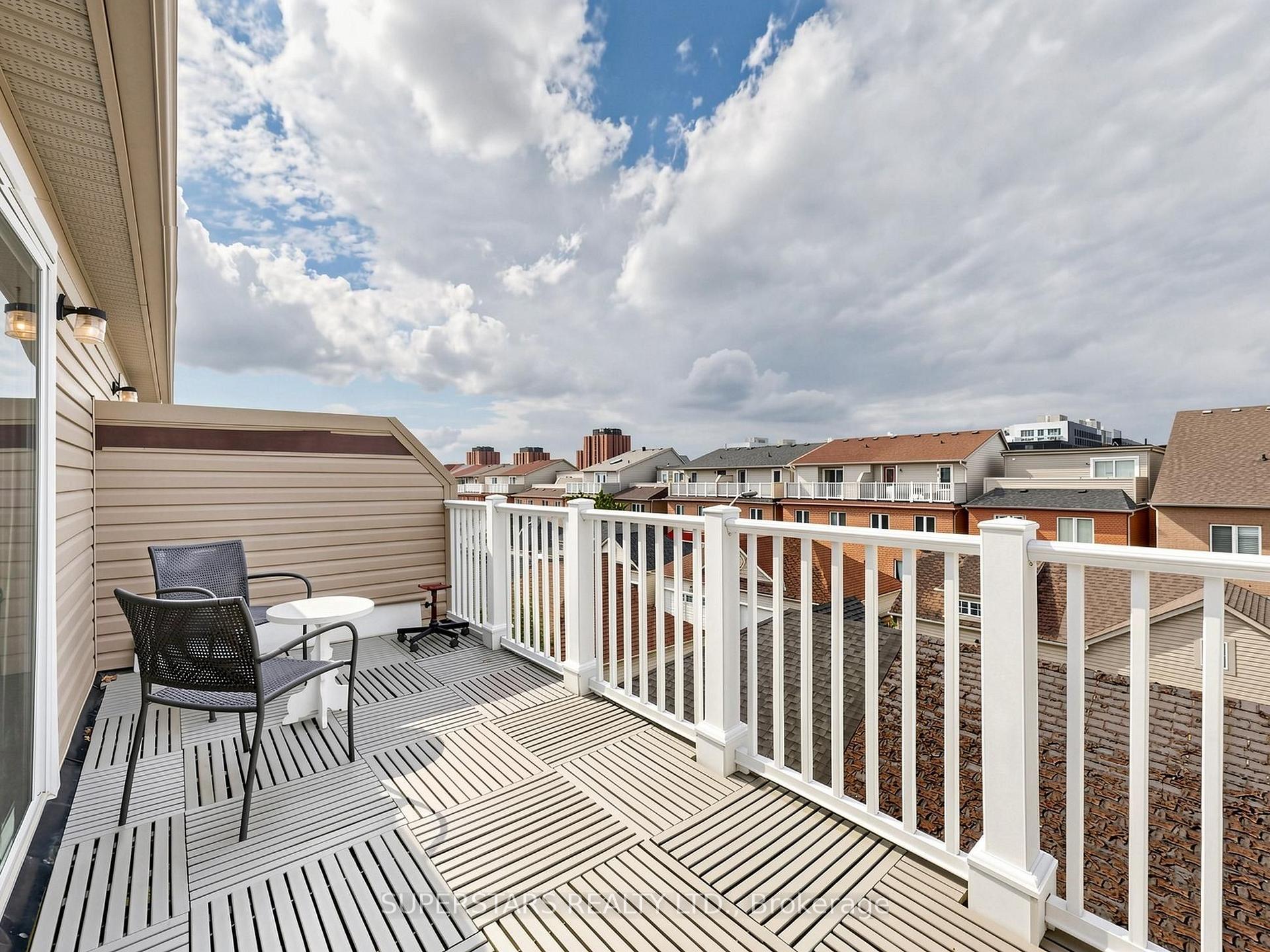 Photo 29 of 14 Bowsfield Road, North York, York University Heights — HOMEH
