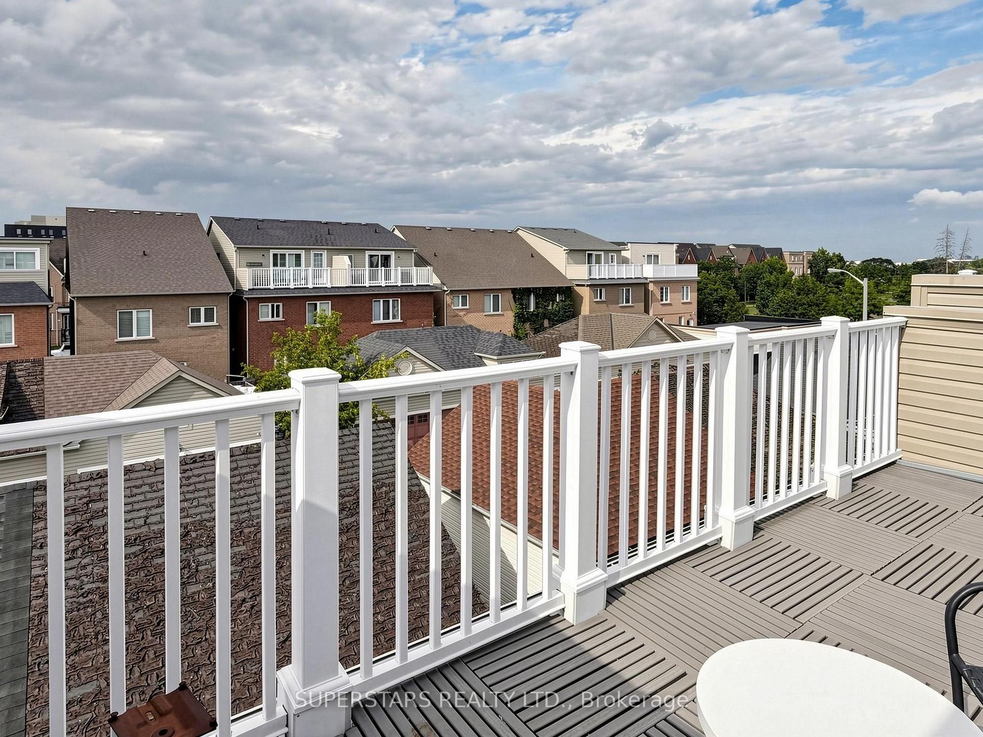 Photo 31 of 14 Bowsfield Road, North York, York University Heights — HOMEH