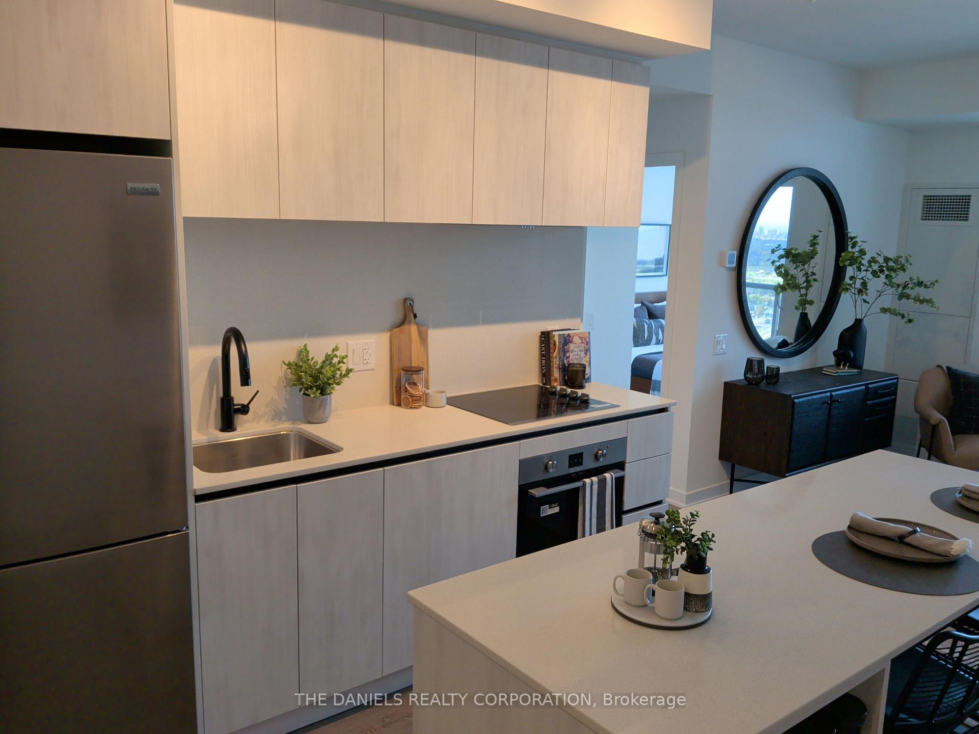 Photo of Unit 1712, 2495 Eglinton Avenue W