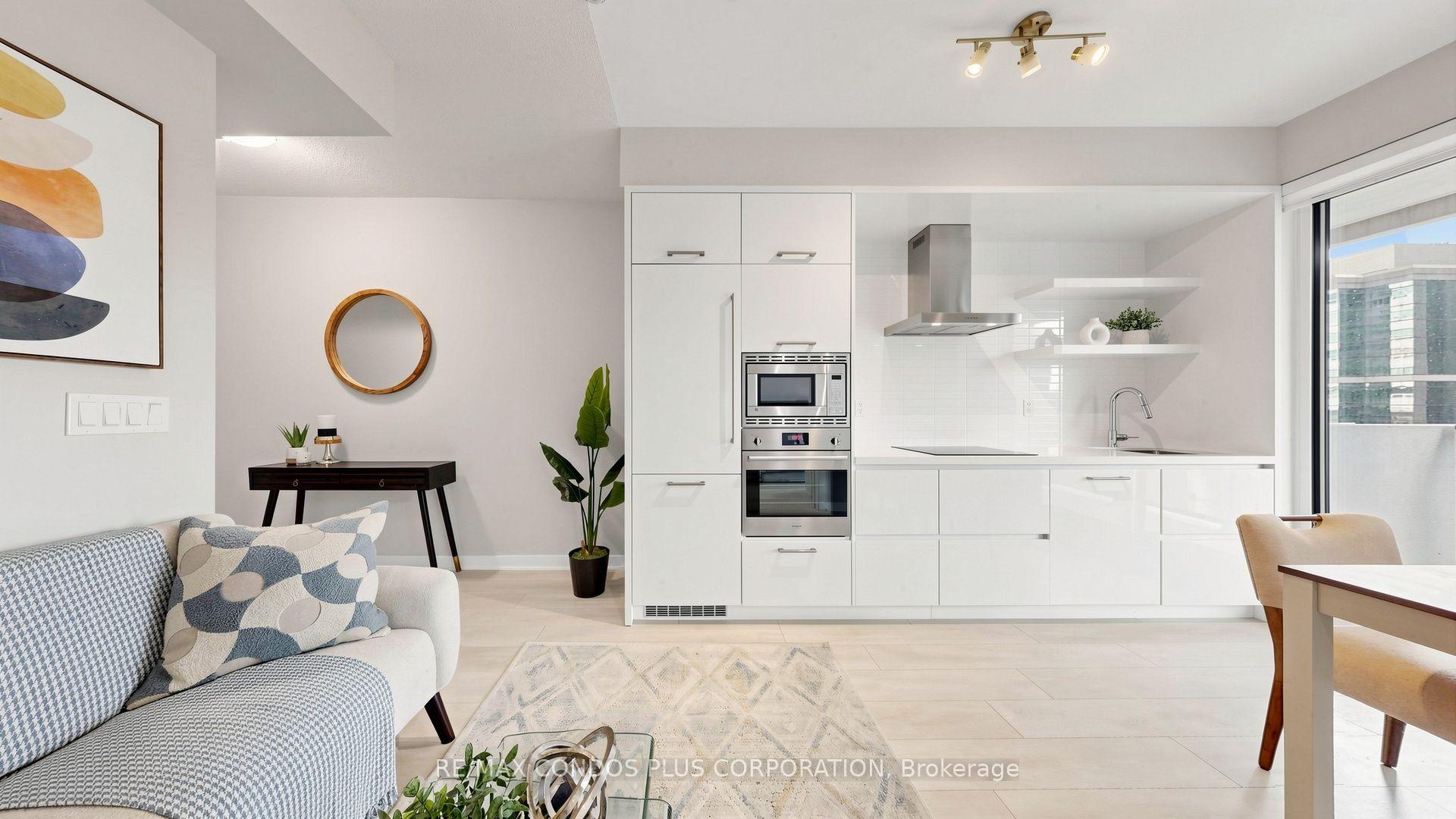 Photo 3 of Unit 506, 2221 Yonge Street, Toronto, Mount Pleasant West — HOMEH