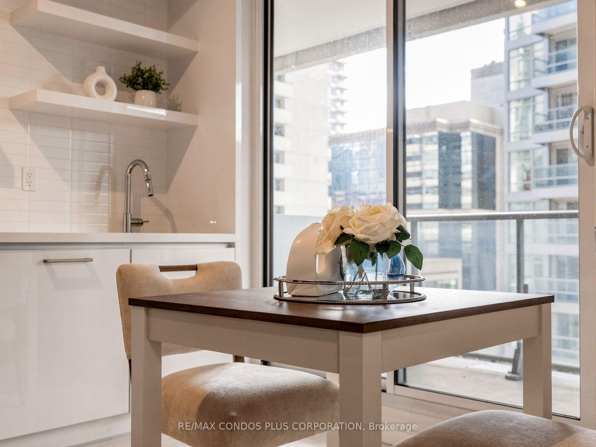 Photo 39 of Unit 506, 2221 Yonge Street, Toronto, Mount Pleasant West — HOMEH