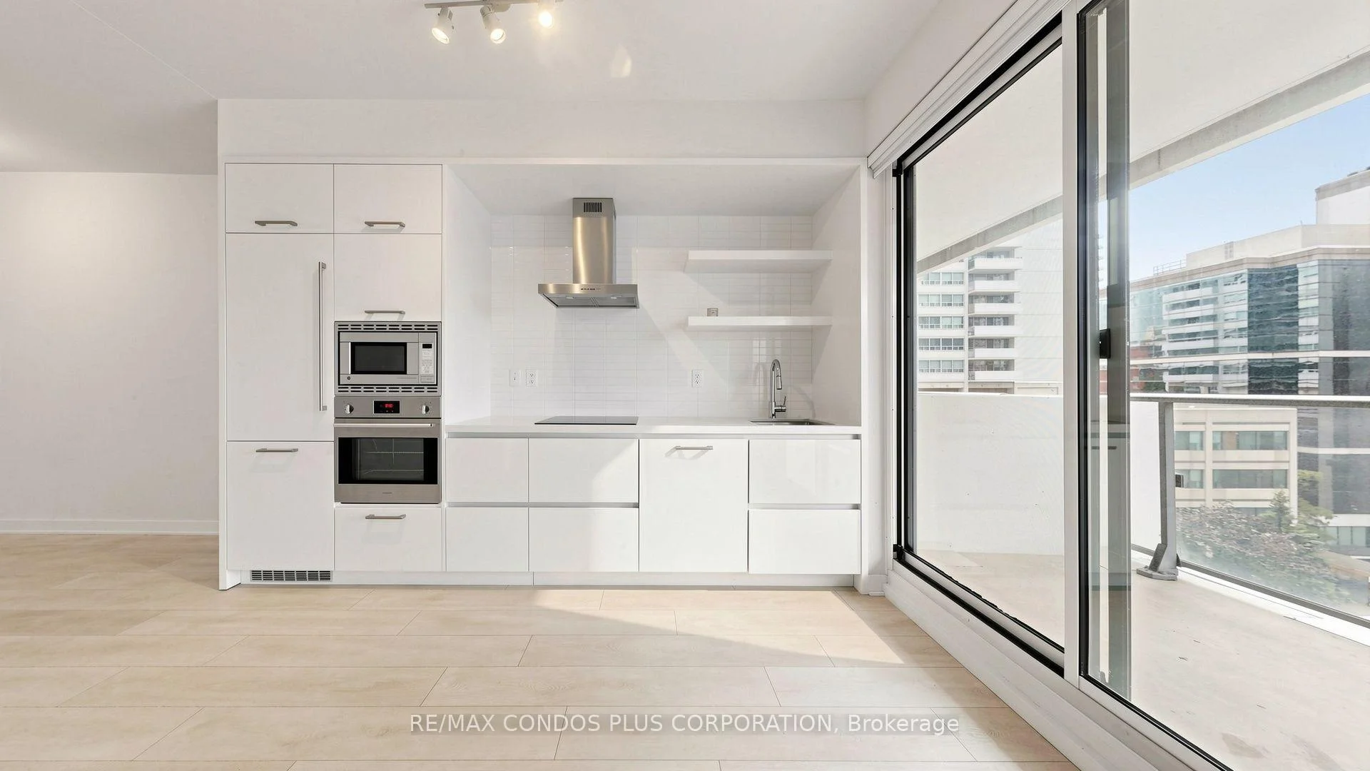 Photo 12 of Unit 506, 2221 Yonge Street, Toronto, Mount Pleasant West — HOMEH