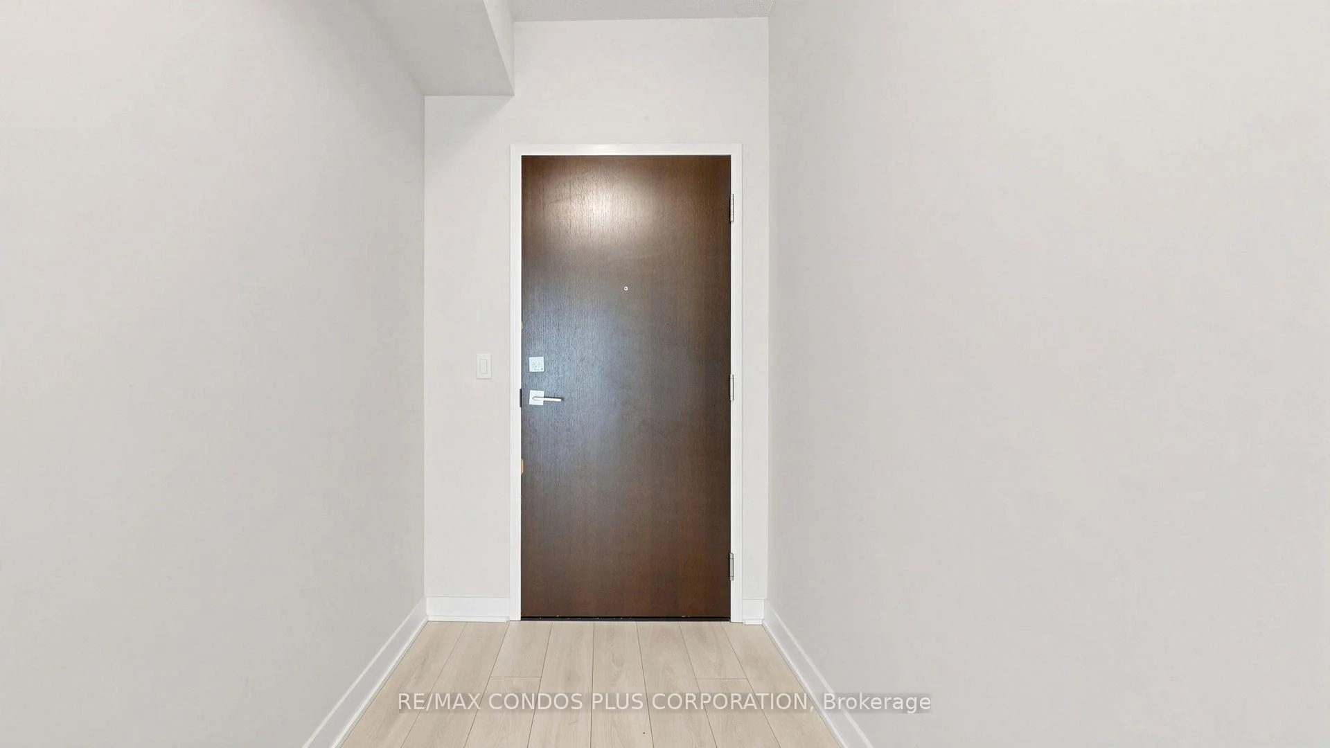 Photo 32 of Unit 506, 2221 Yonge Street, Toronto, Mount Pleasant West — HOMEH