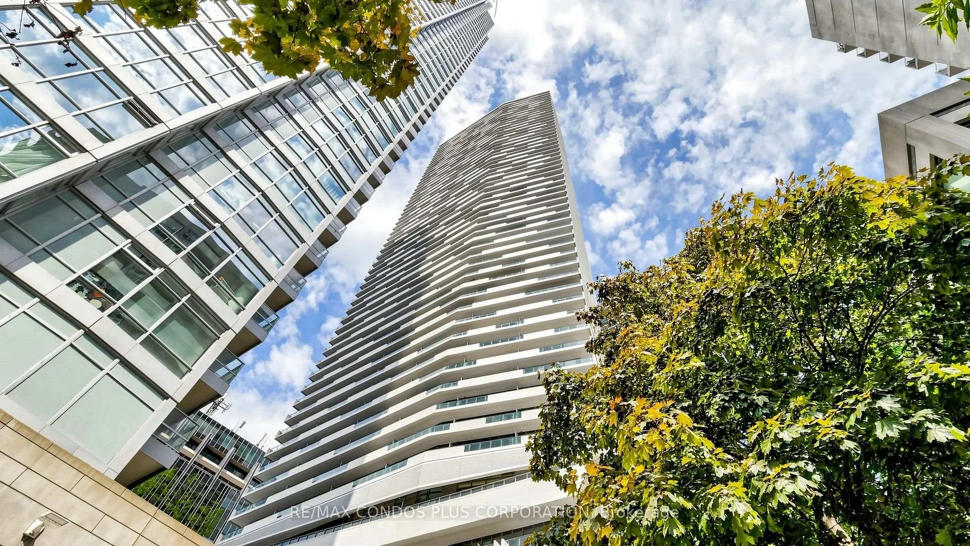 Photo 37 of Unit 506, 2221 Yonge Street, Toronto, Mount Pleasant West — HOMEH
