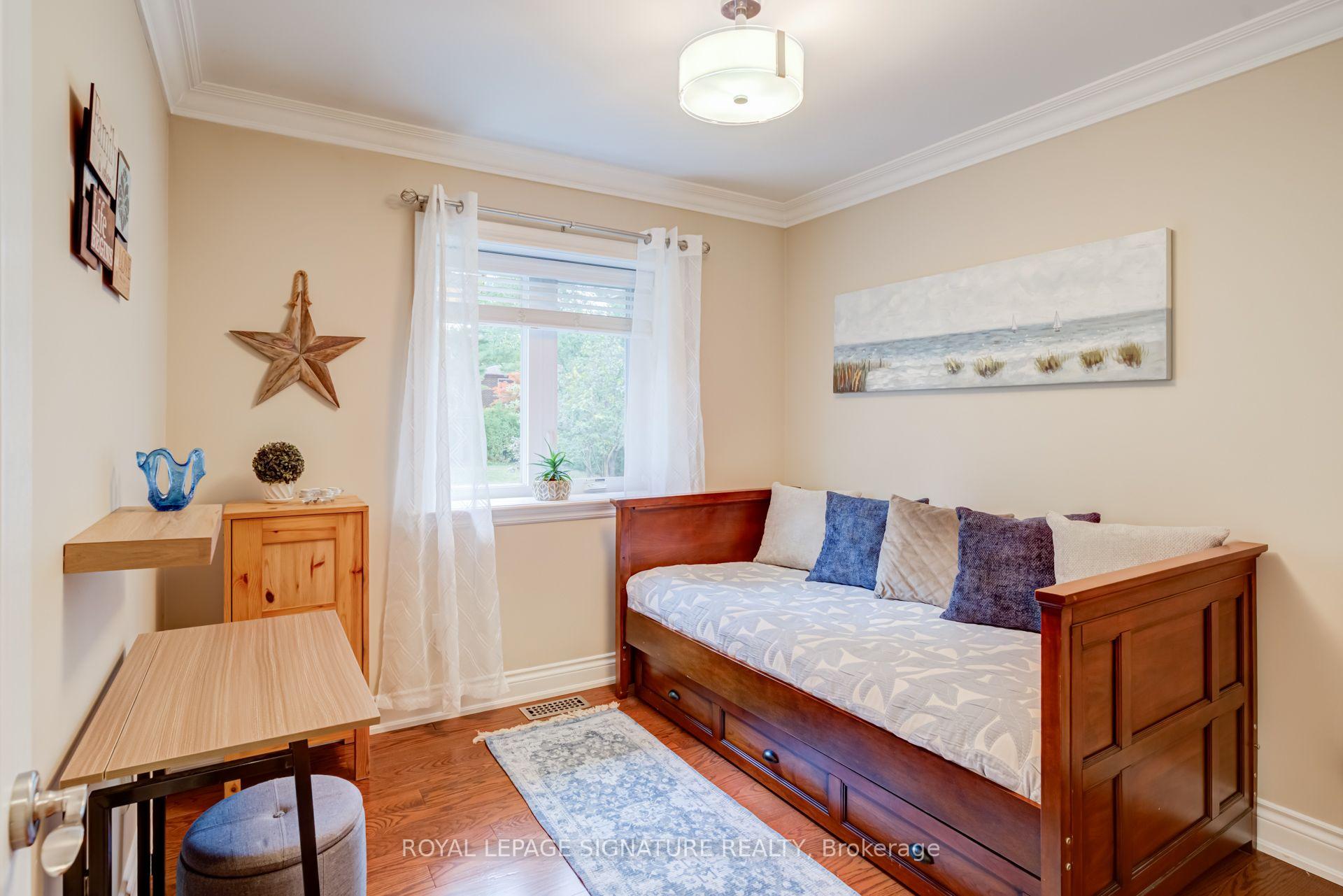 Photo 10 of 2544 Sharon Crescent, Mississauga, Erindale — HOMEH