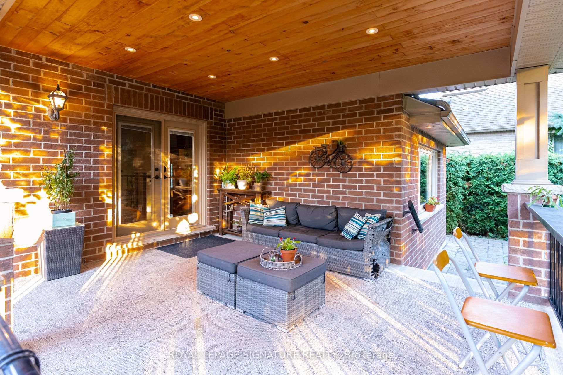 Photo 21 of 2544 Sharon Crescent, Mississauga, Erindale — HOMEH