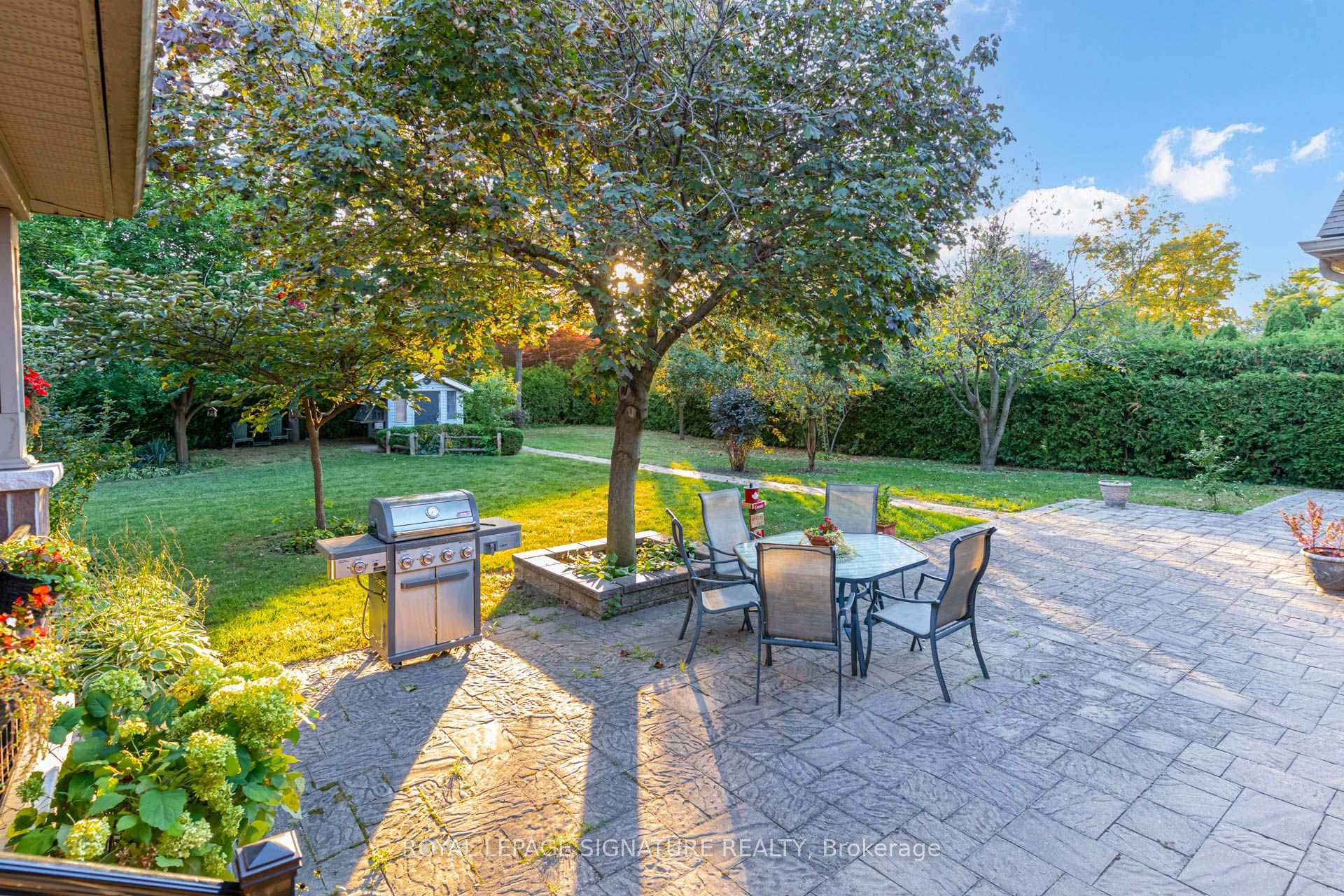 Photo 23 of 2544 Sharon Crescent, Mississauga, Erindale — HOMEH