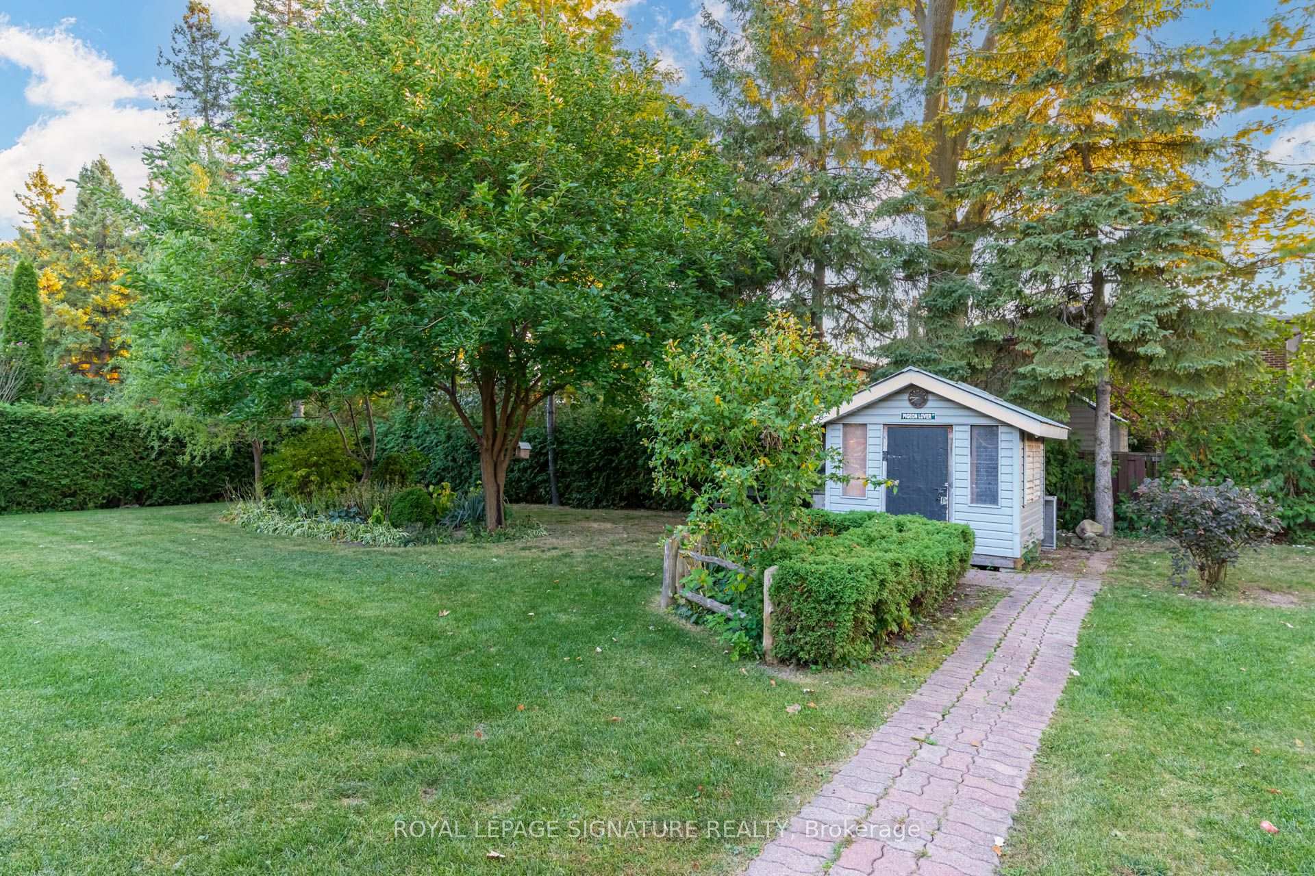 Photo 24 of 2544 Sharon Crescent, Mississauga, Erindale — HOMEH
