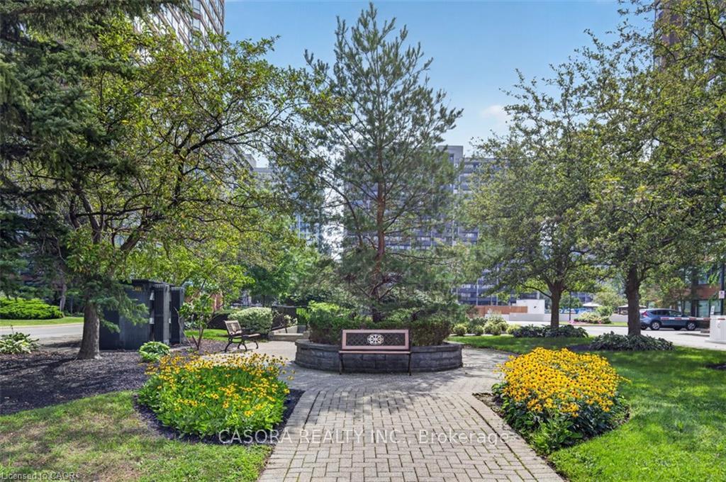 Photo 7 of Unit 903, 1276 Maple Crossing Boulevard, Burlington, Brant — HOMEH