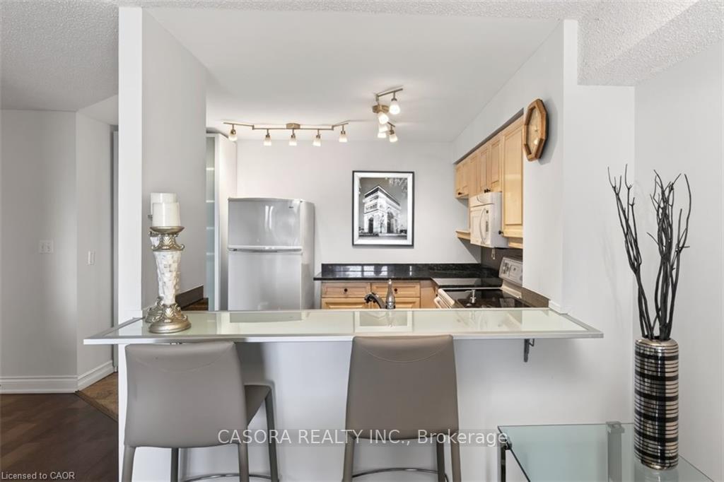 Photo 17 of Unit 903, 1276 Maple Crossing Boulevard, Burlington, Brant — HOMEH